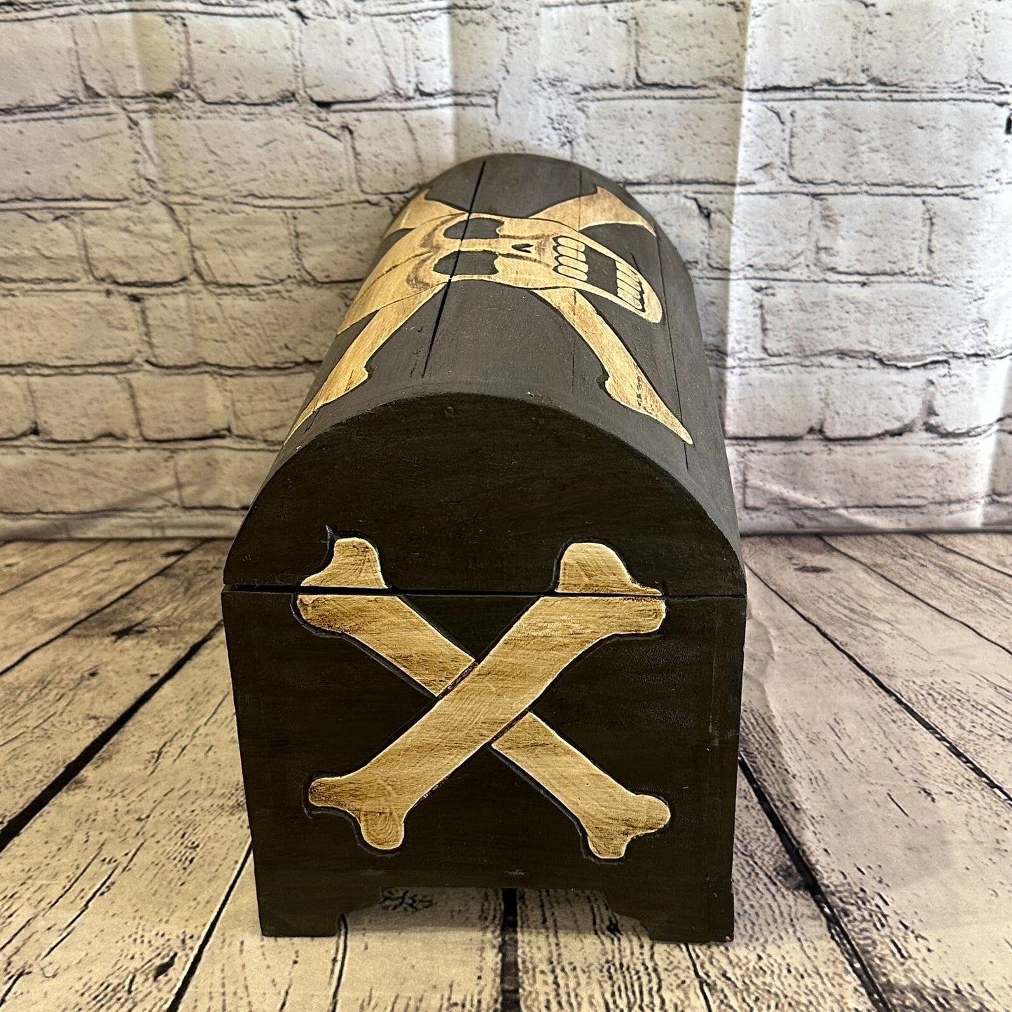 38cm x 30cm x 22cm Skull Bones Wood Box Wooden Chest Storage Craft Handles Lid