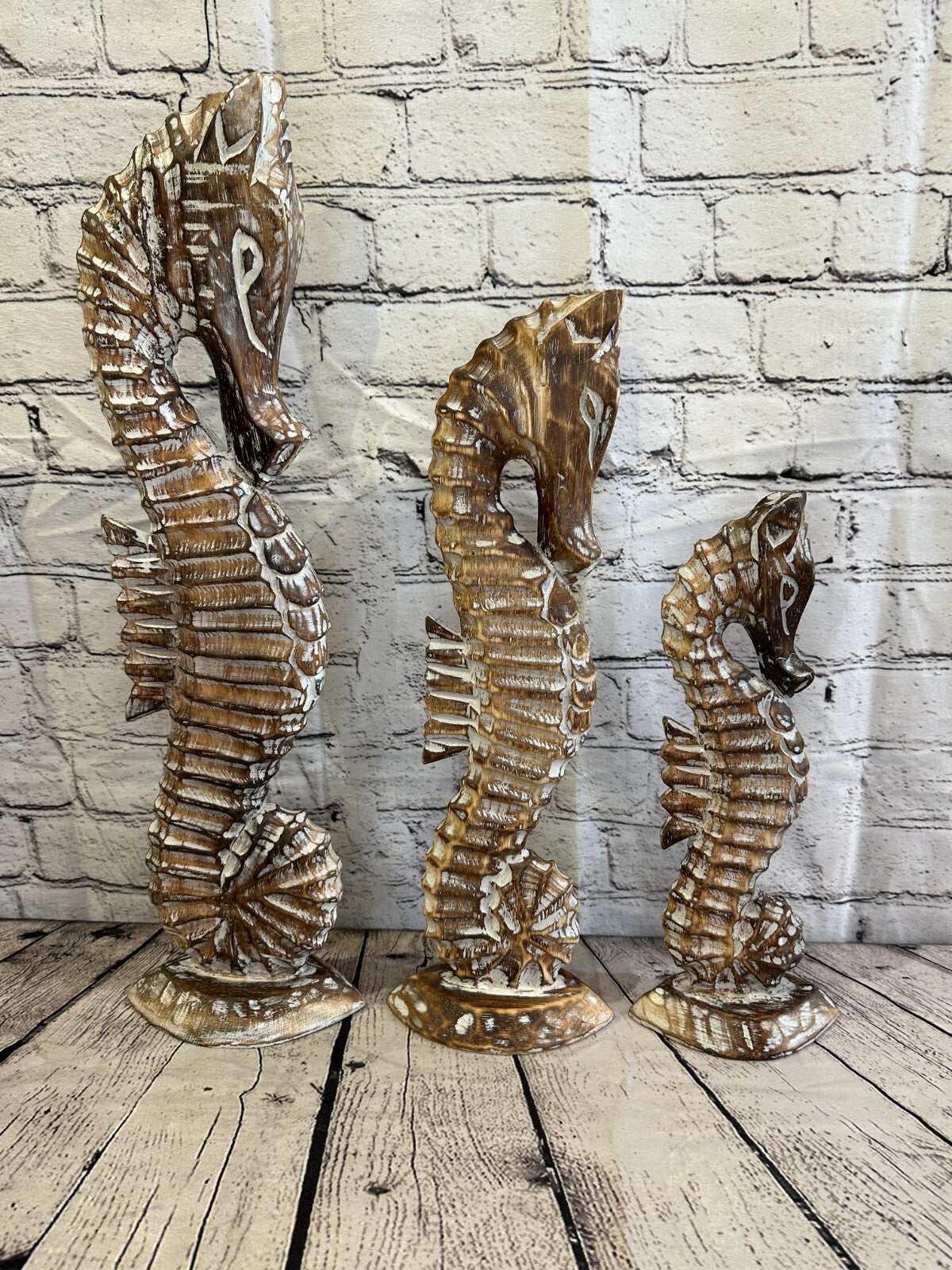 30cm Brown Plain Wooden Shabby Seahorse Statue Ornament Fair Trade Handcarved