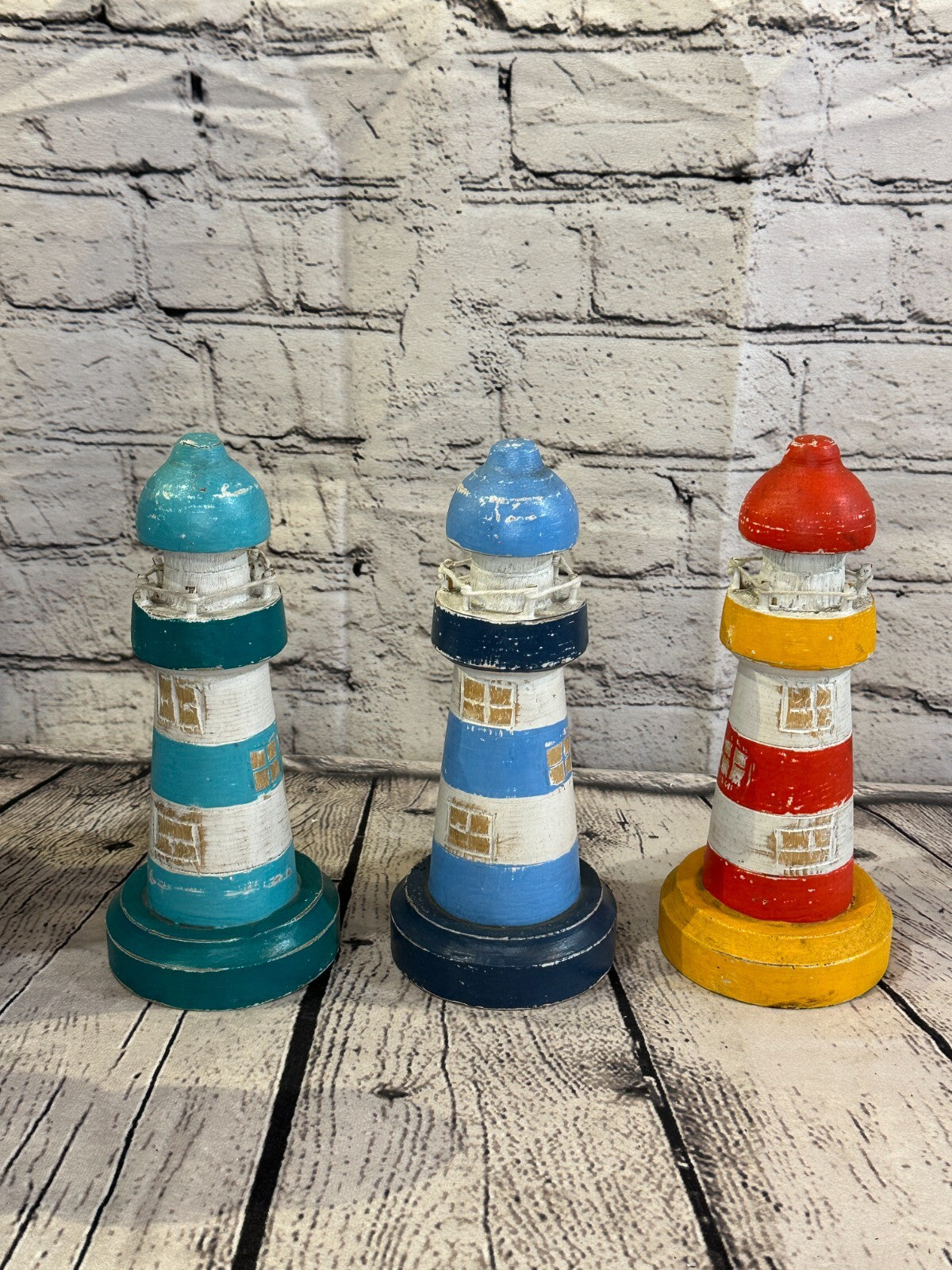 30cm Green White Wooden Lighthouse Ornament Nautical Coastal Sculpture Statue