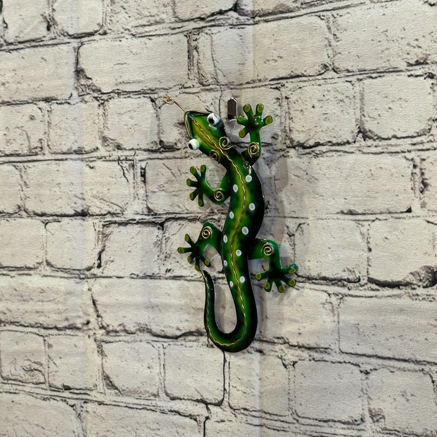 20cm x 10cm Green Gecko Lizard Metal Tin Wall Hanging Ornament Painted Statue