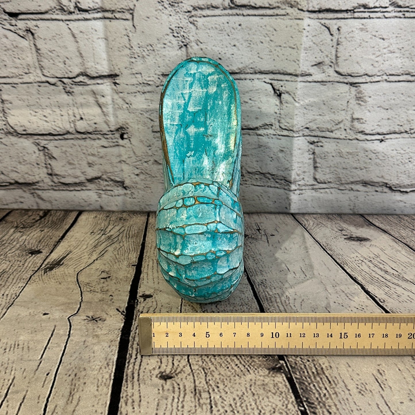 18cm Green Polish Nautilus Shell Ornament Decor Carved Light Wood Parcel Figure