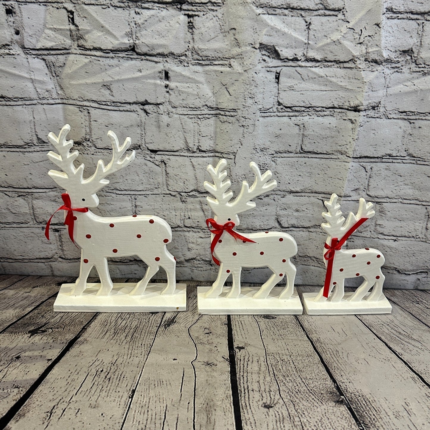 18cm x 10cm White Handcrafted Wood Reindeer Xmas Christmas Ornament Antlers
