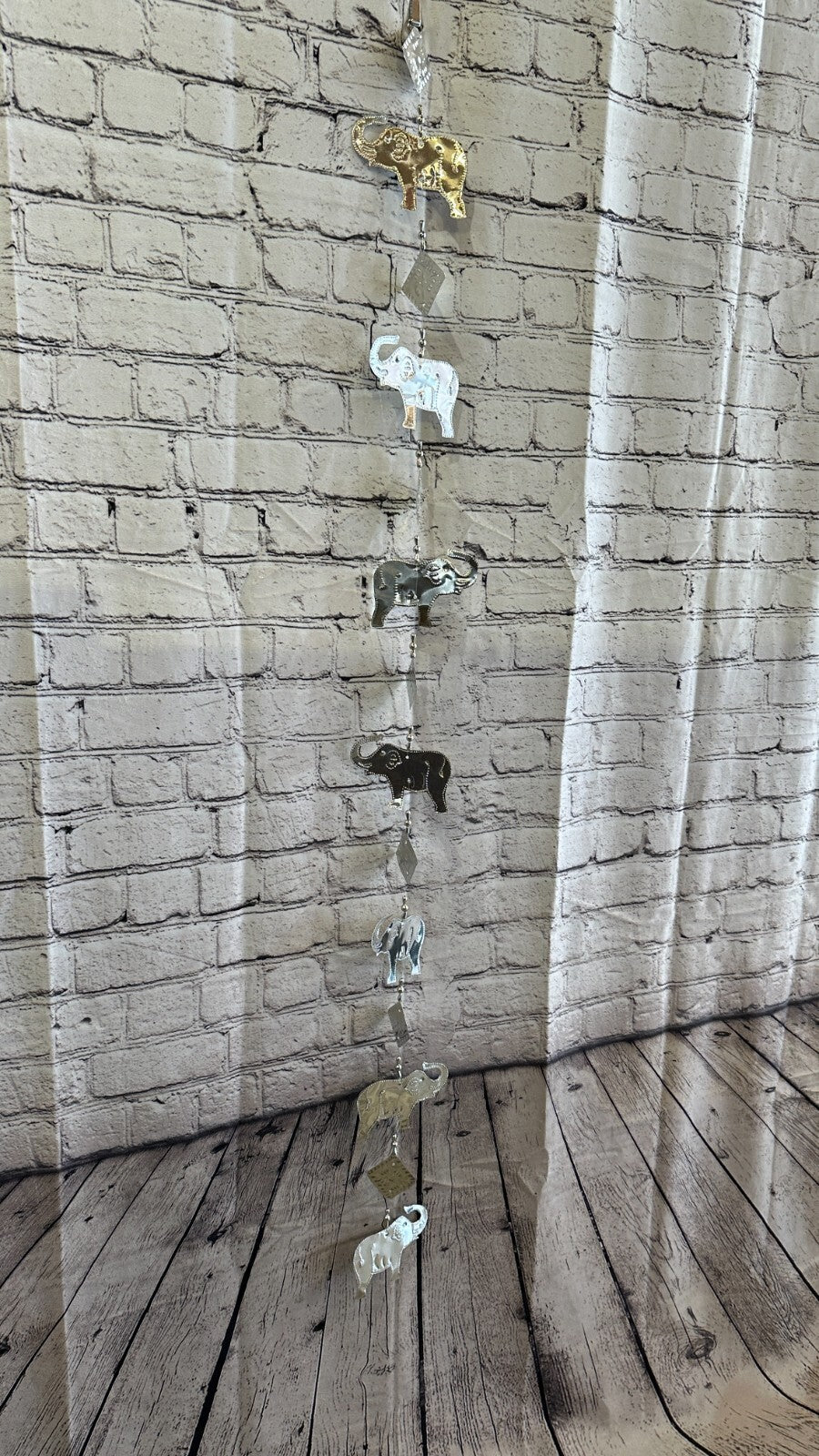 Aluminium Stamped Sitting Elephant String Wall Hangings Home Decoration