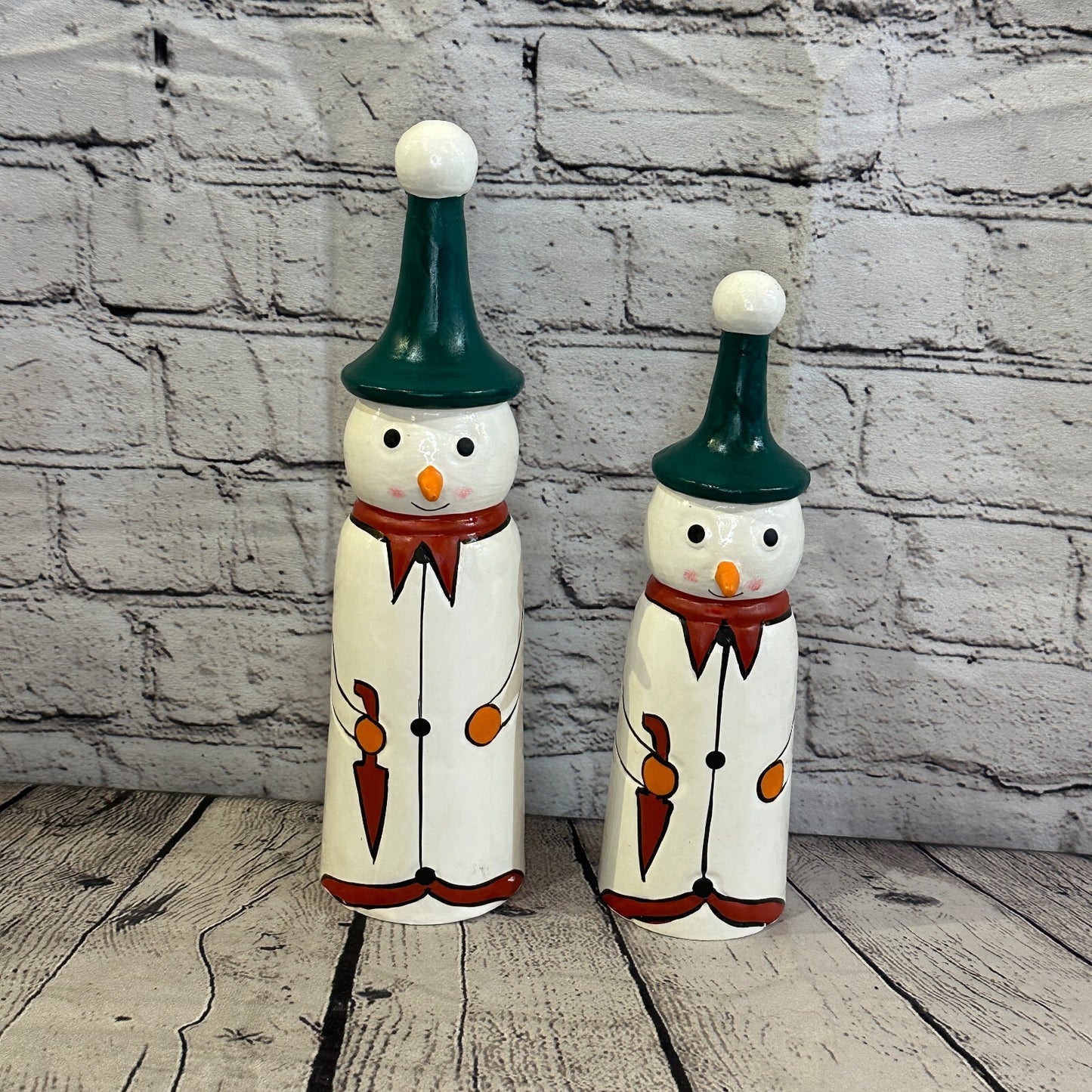 24cm x 6cm Green Pointy Hat Snowman Handcrafted Wood Xmas Christmas Ornament