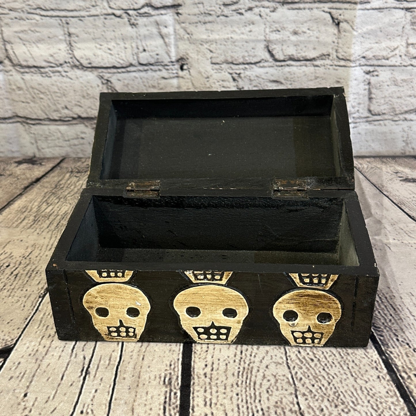20cm x 10cm x 10cm Square Wooden Gothic Skeleton Skull Coffin Jewellery Box