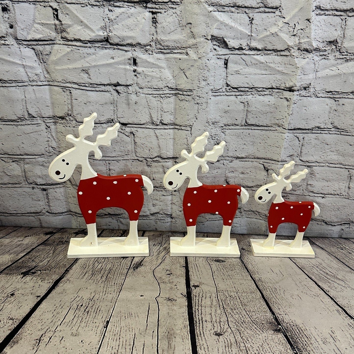 25cm x 20cm Red Handcrafted Wood Reindeer Xmas Christmas Ornament Antlers