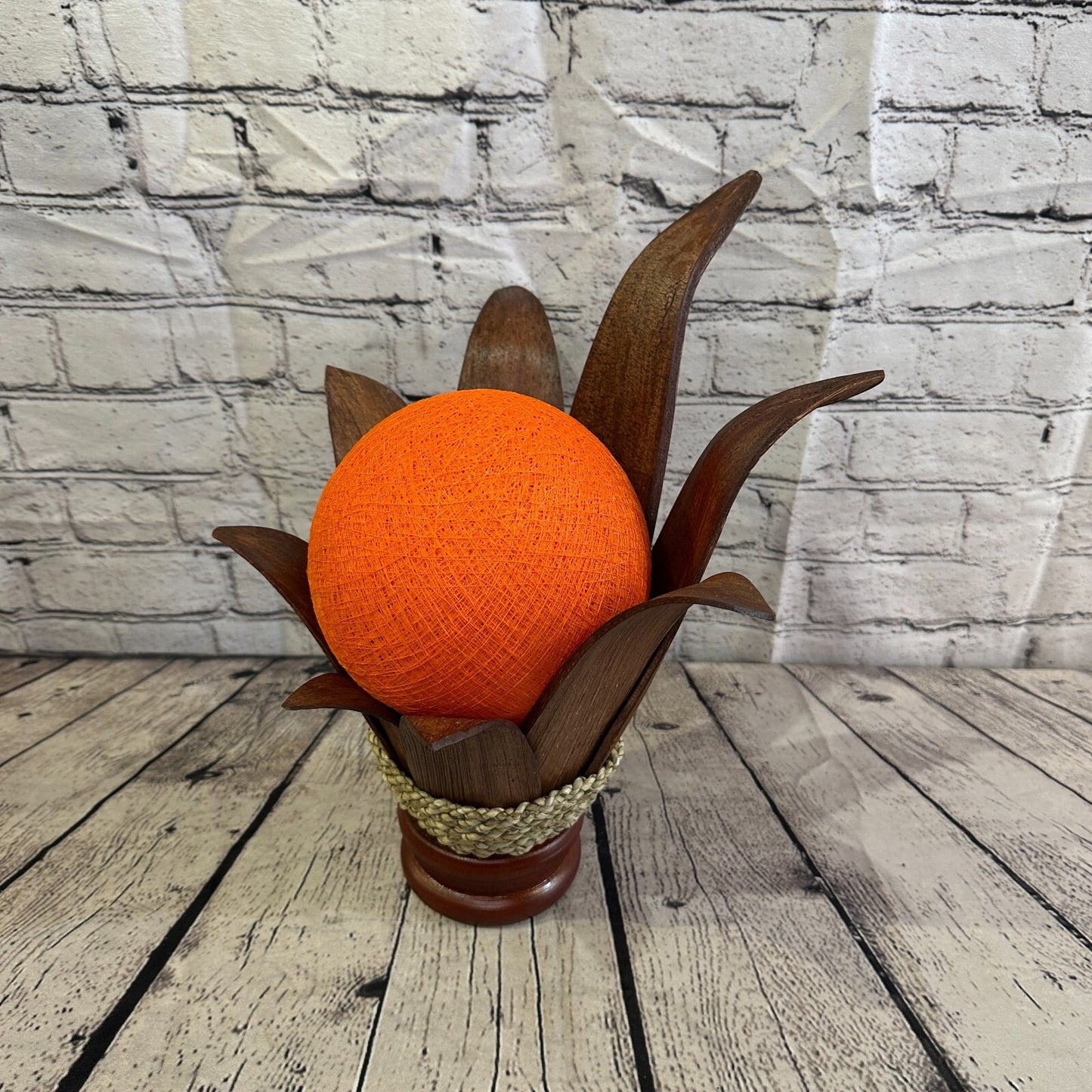 Orange Light Brown Natural 40cm Tall Leaf Lamp Twist LED UK Mains Plug Design 5