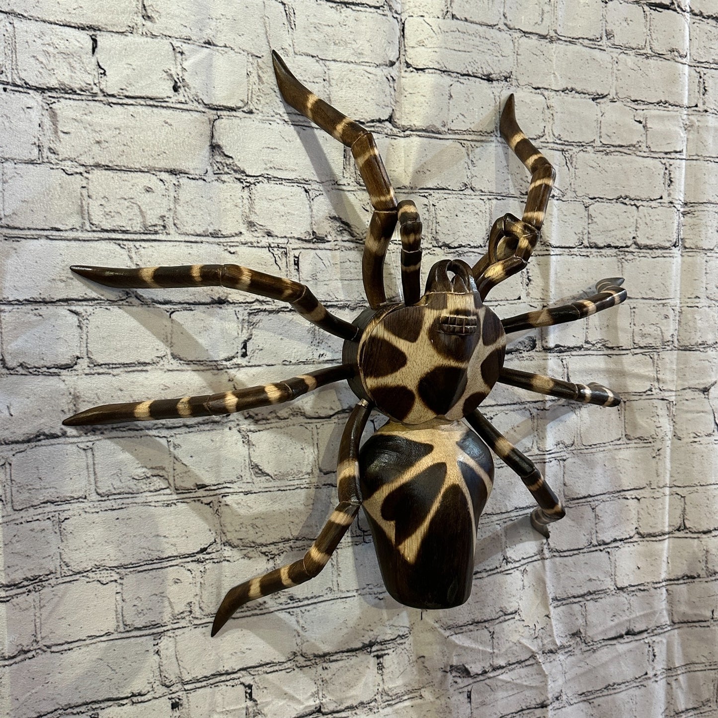 50cm x 45cm Wooden Spider Carving Hand Carved Walking Spider Tarantula Statue