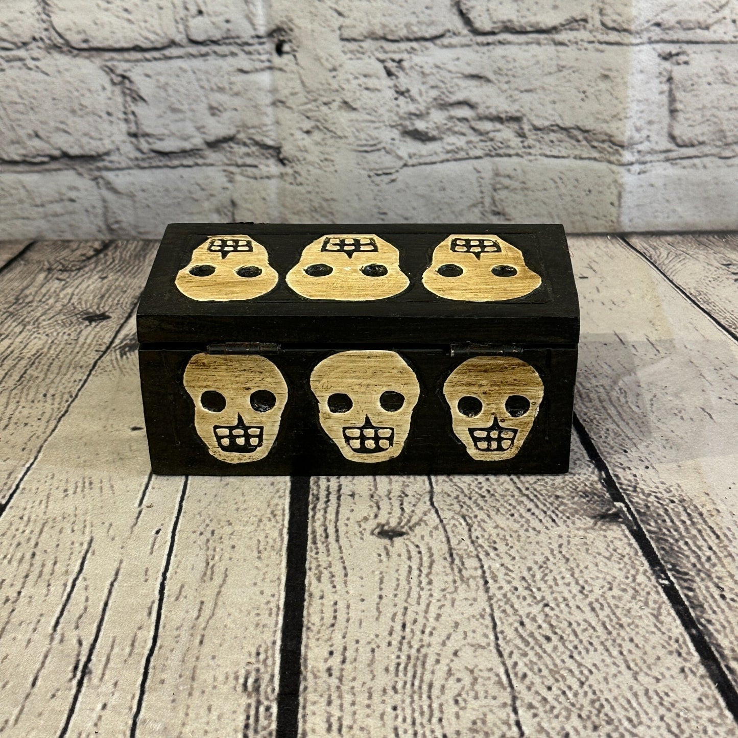 15cm x 8cm x 8cm Square Wooden Gothic Skeleton Skull Coffin Jewellery Box
