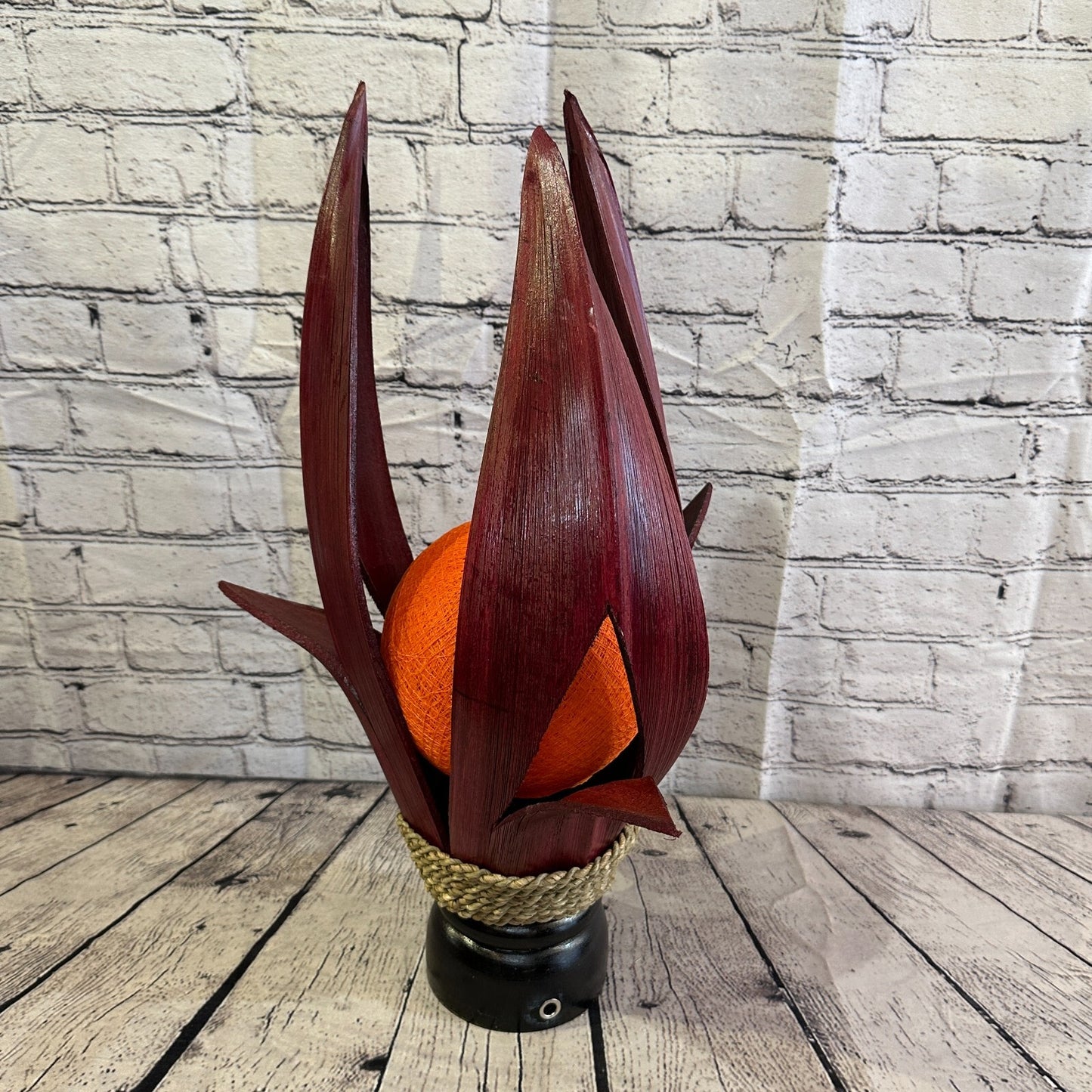Orange Red Leaf Natural 50cm Tall Leaf Lamp Twist LED UK Mains Plug Design 11