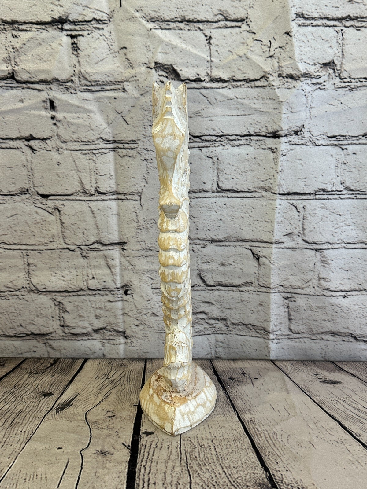 30cm White Plain Wooden Shabby Seahorse Statue Ornament Fair Trade Handcarved