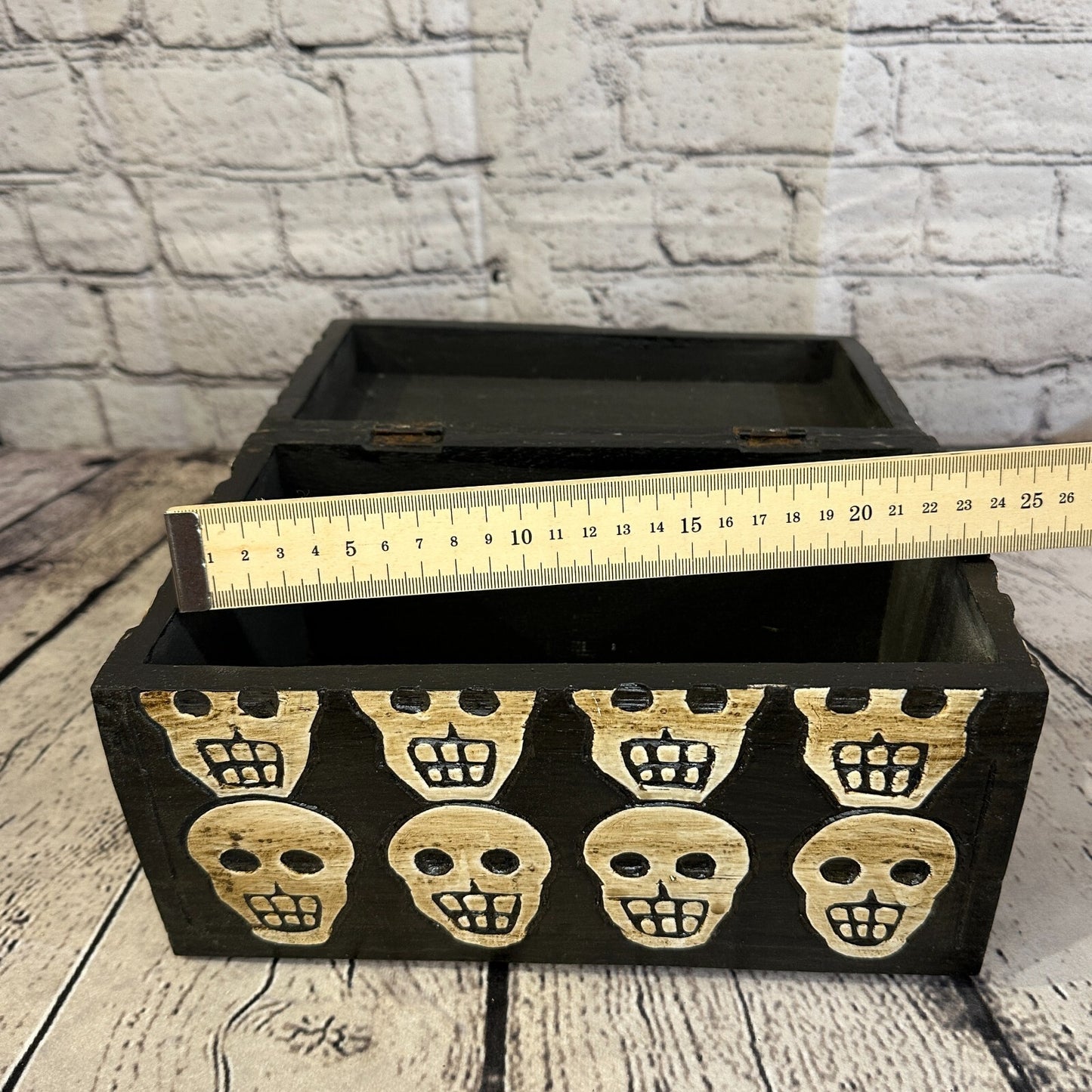 25cm x 15cm x 15cm Square Wooden Gothic Skeleton Skull Coffin Jewellery Box