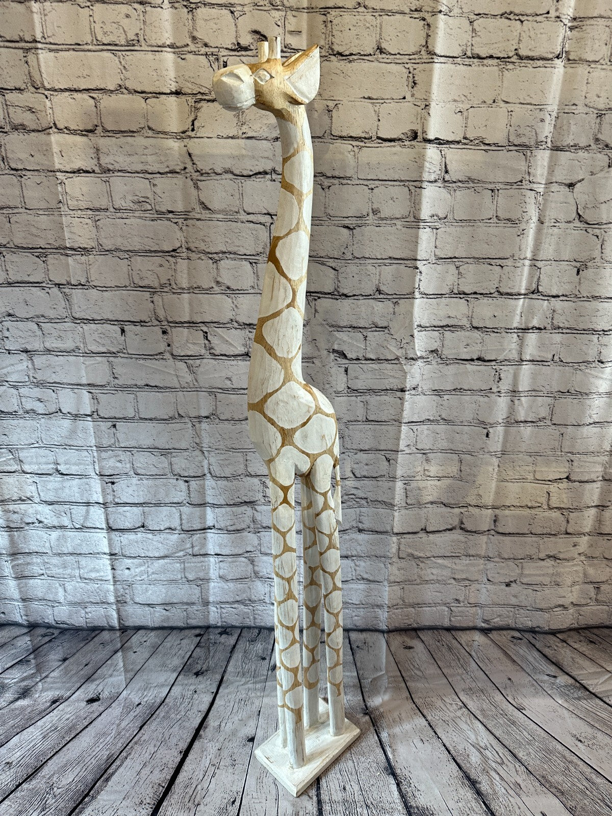 120cm White Dot Painted Wood Giraffe Tall Statue Wood Modern Hand Carved Painted