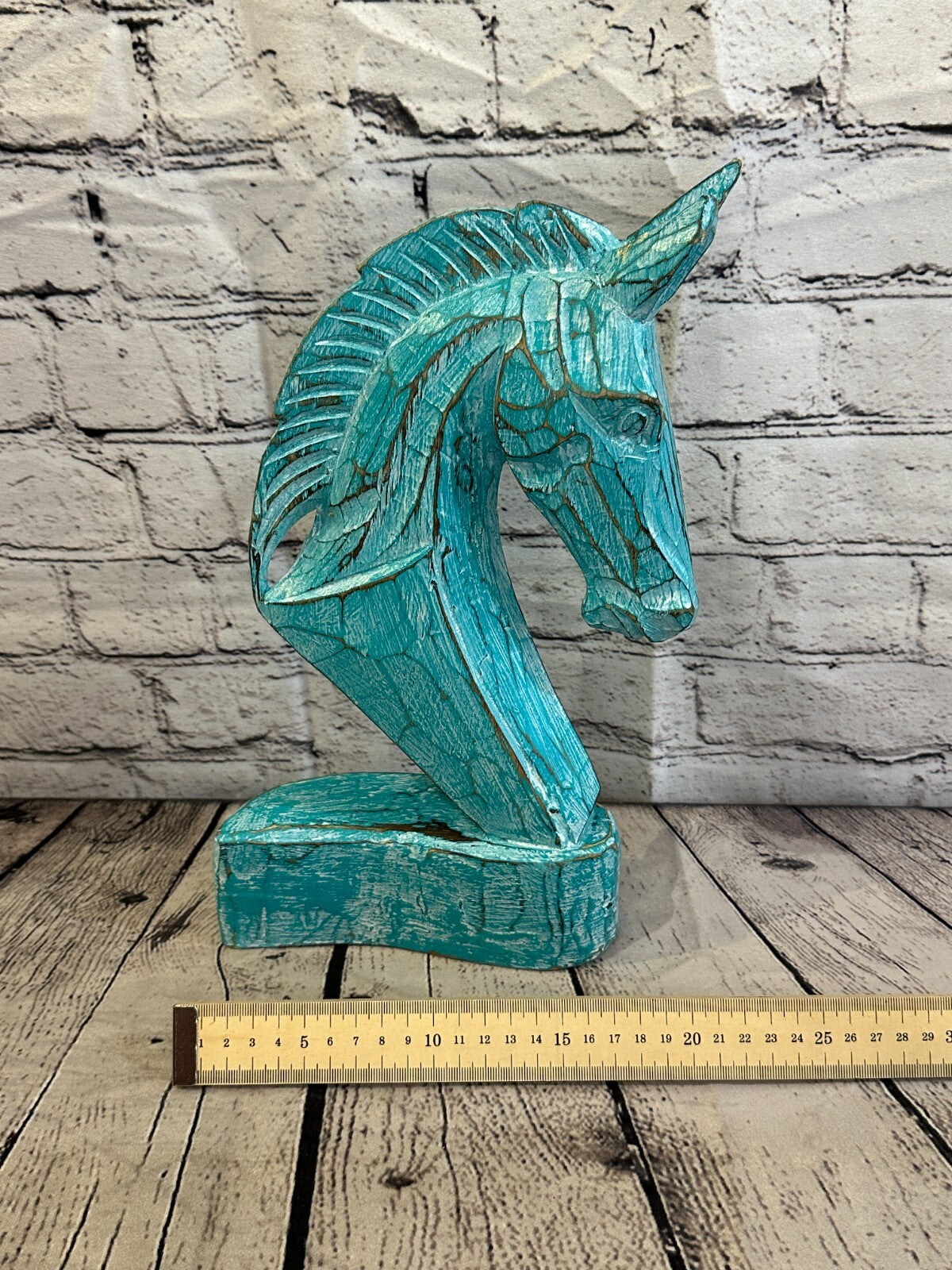 Green Wooden 30cm x 18cm Horse Head Bust Hand Carved Wood Sculpture