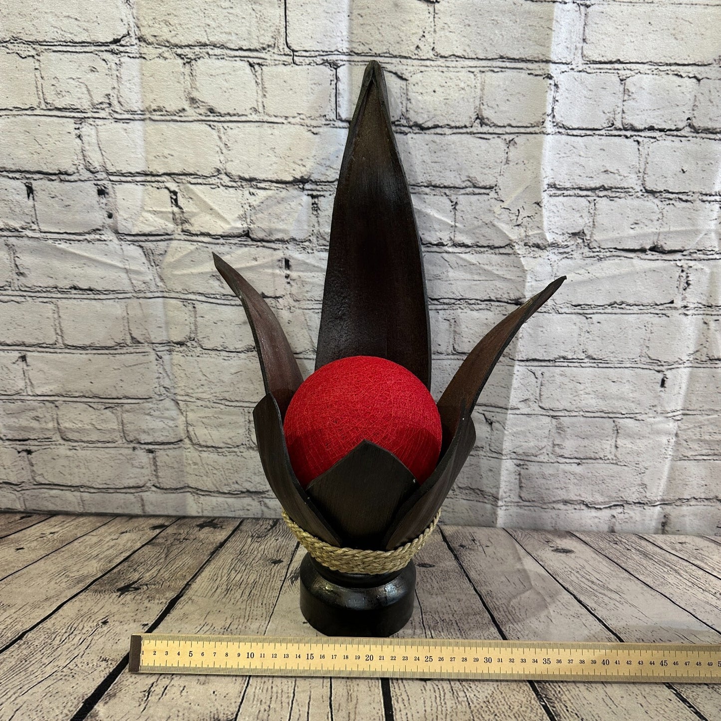 Red Brown Leaf Natural 50cm Tall Leaf Lamp Twist LED UK Mains Plug Design 8