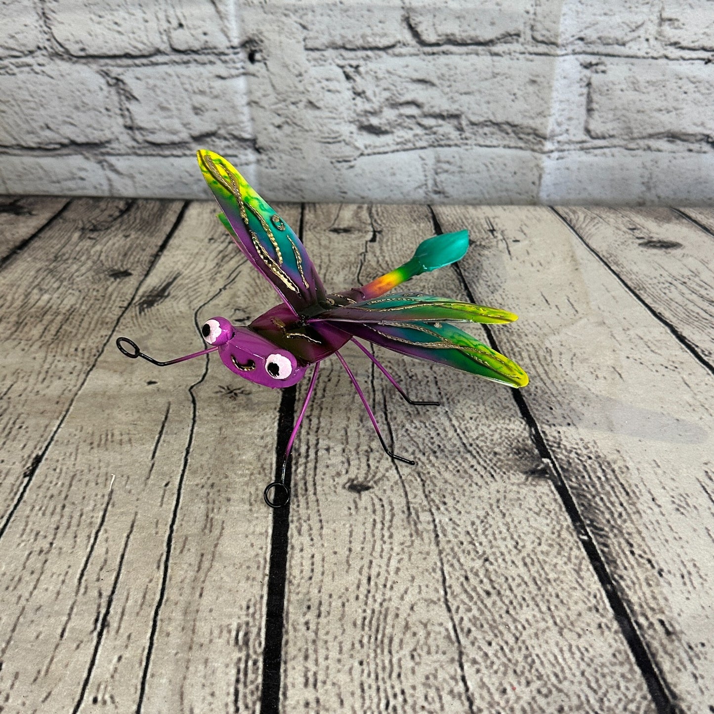 20cm x 15cm Pink Dragonfly Bug Metal Tin Wall Hanging Ornament Painted Statue