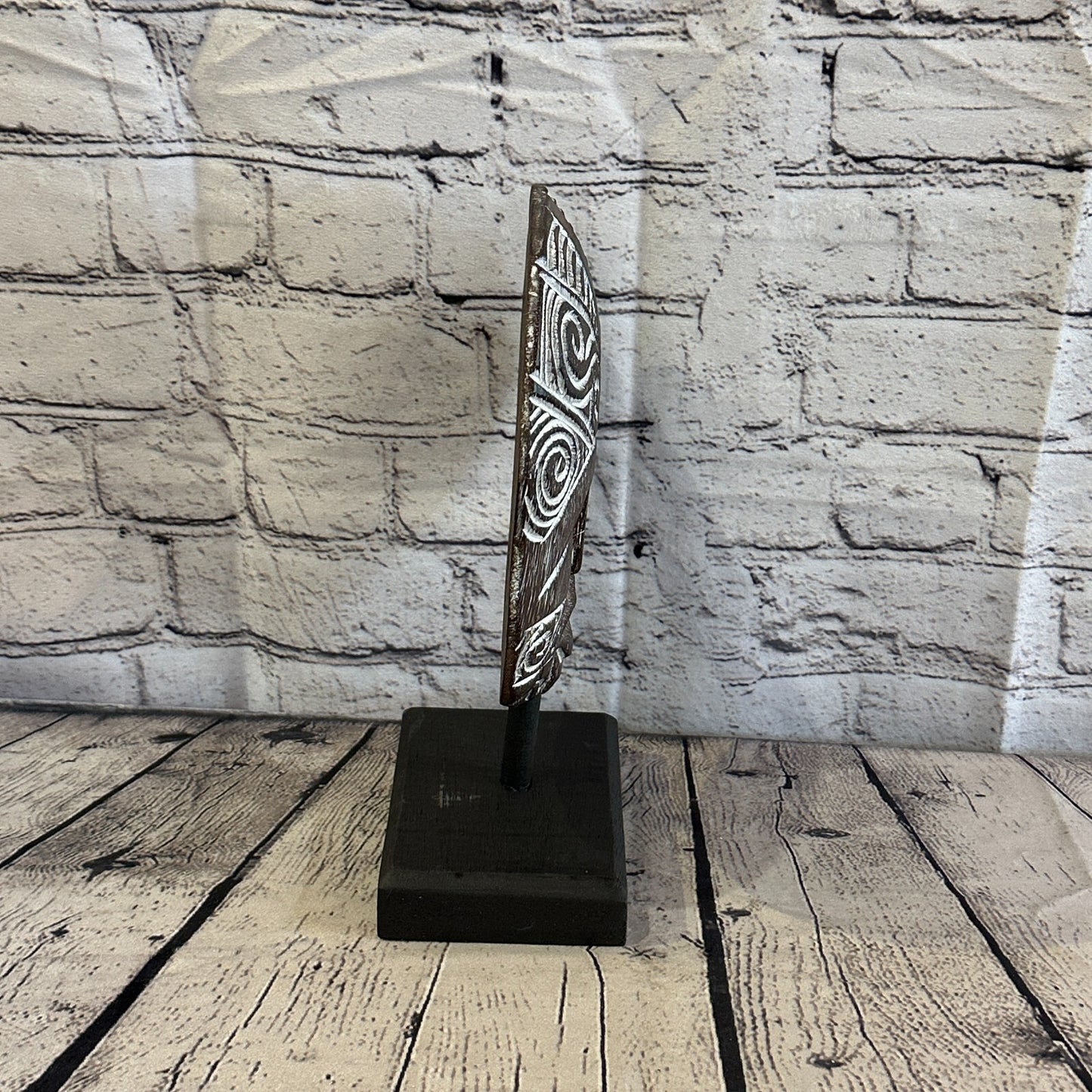 25cm x 20cm Wooden Tribal Primitive Black Mask Stand Sculpture Statue Art