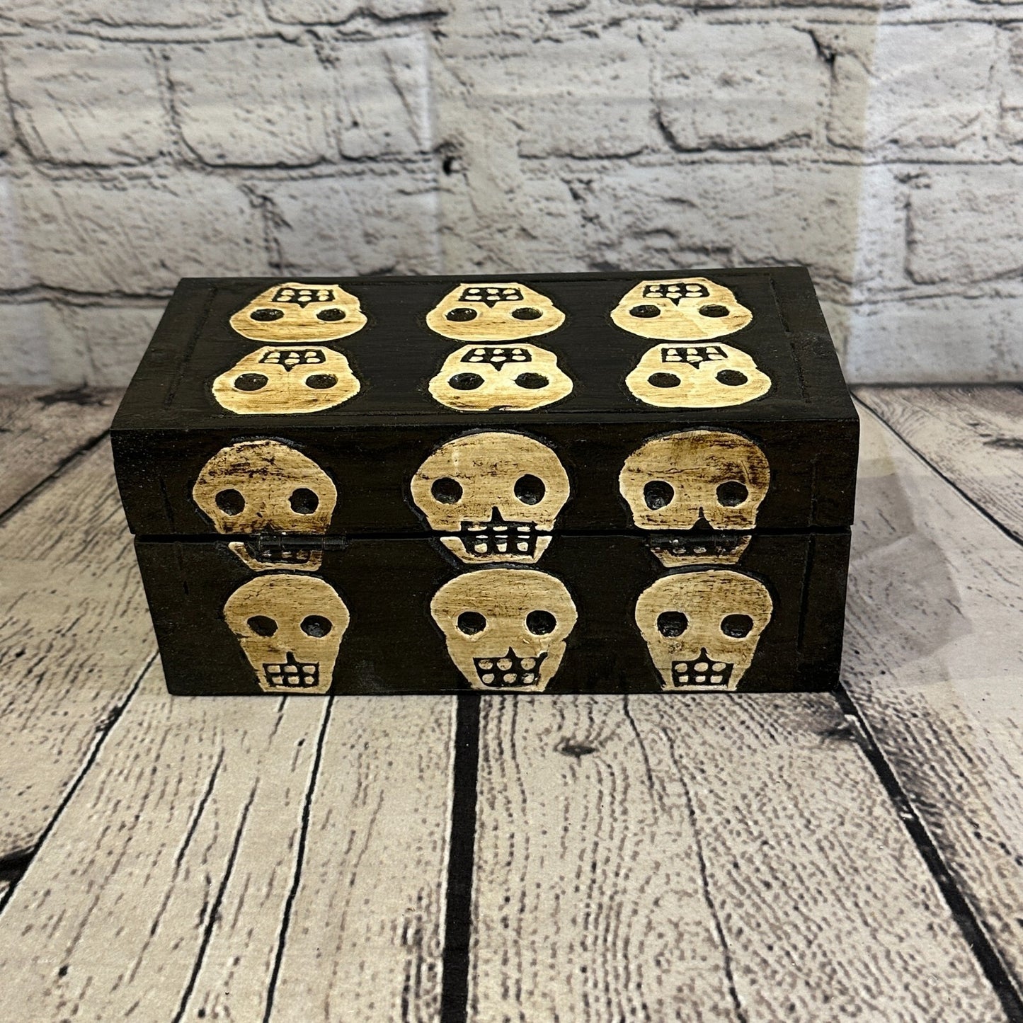 20cm x 10cm x 10cm Square Wooden Gothic Skeleton Skull Coffin Jewellery Box