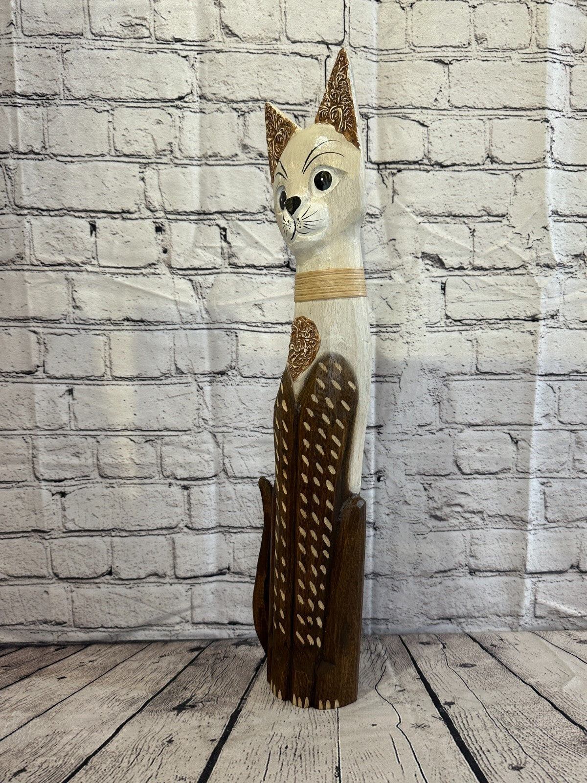 60cm Brown White Flower Wooden Shabby Cat Statue Ornament Fair Trade Handcarved