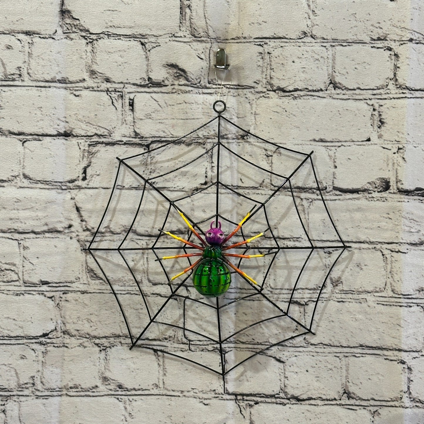 30cm x 30cm Green Pink Spider On Web Bug Metal Tin Wall Hanging Ornament Statue
