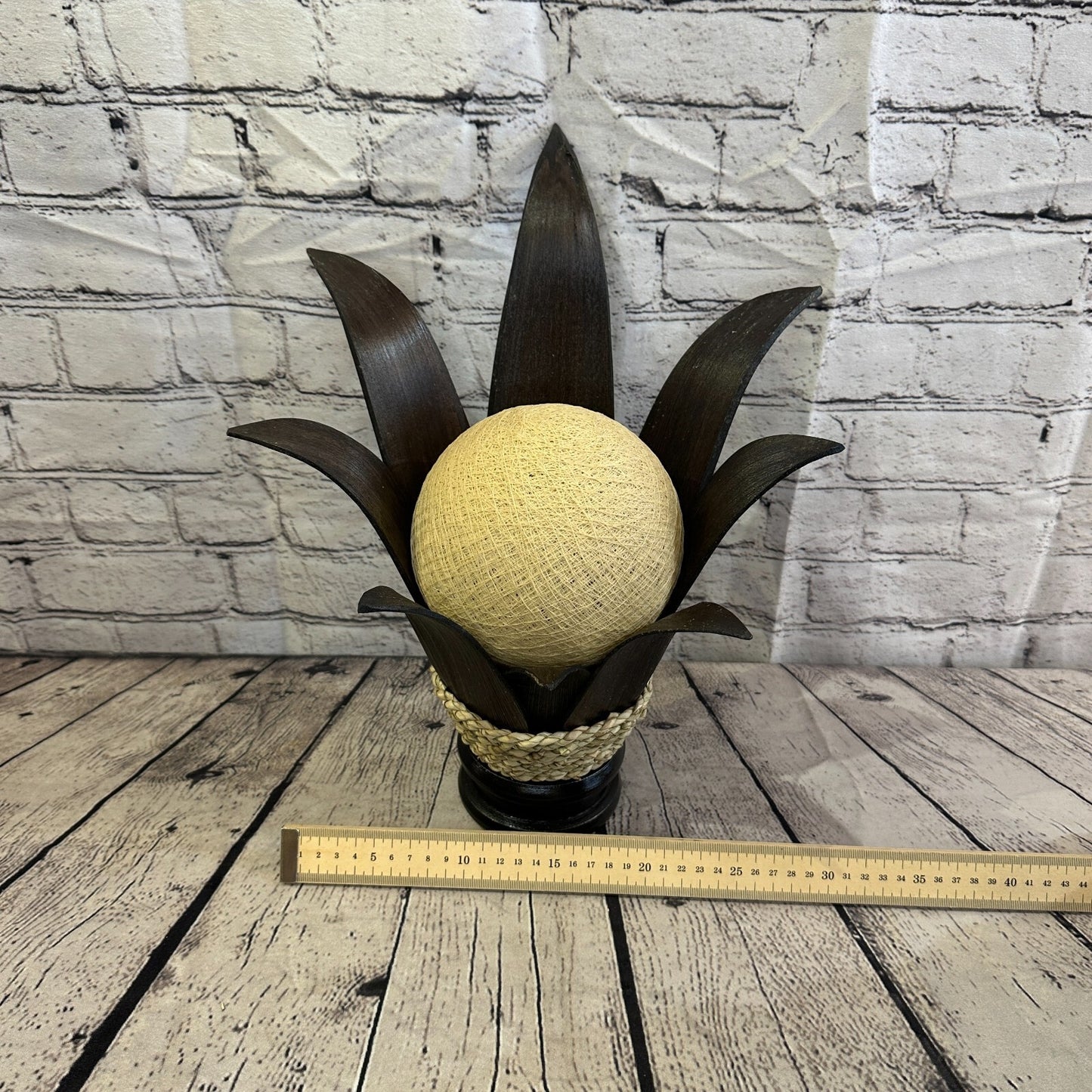 White Dark Brown Natural 40cm Tall Leaf Lamp Twist LED UK Mains Plug Design 5