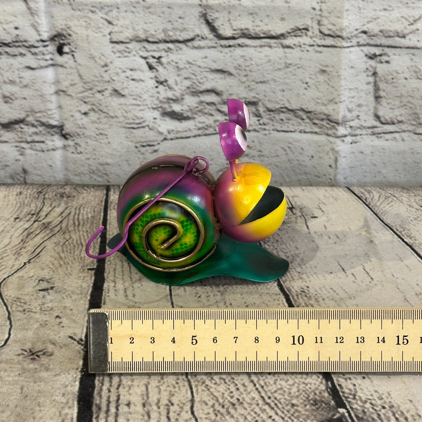 10cm x 10cm Purple Snail Bug Cartoon Hanging Hook Ornament Painted Statue