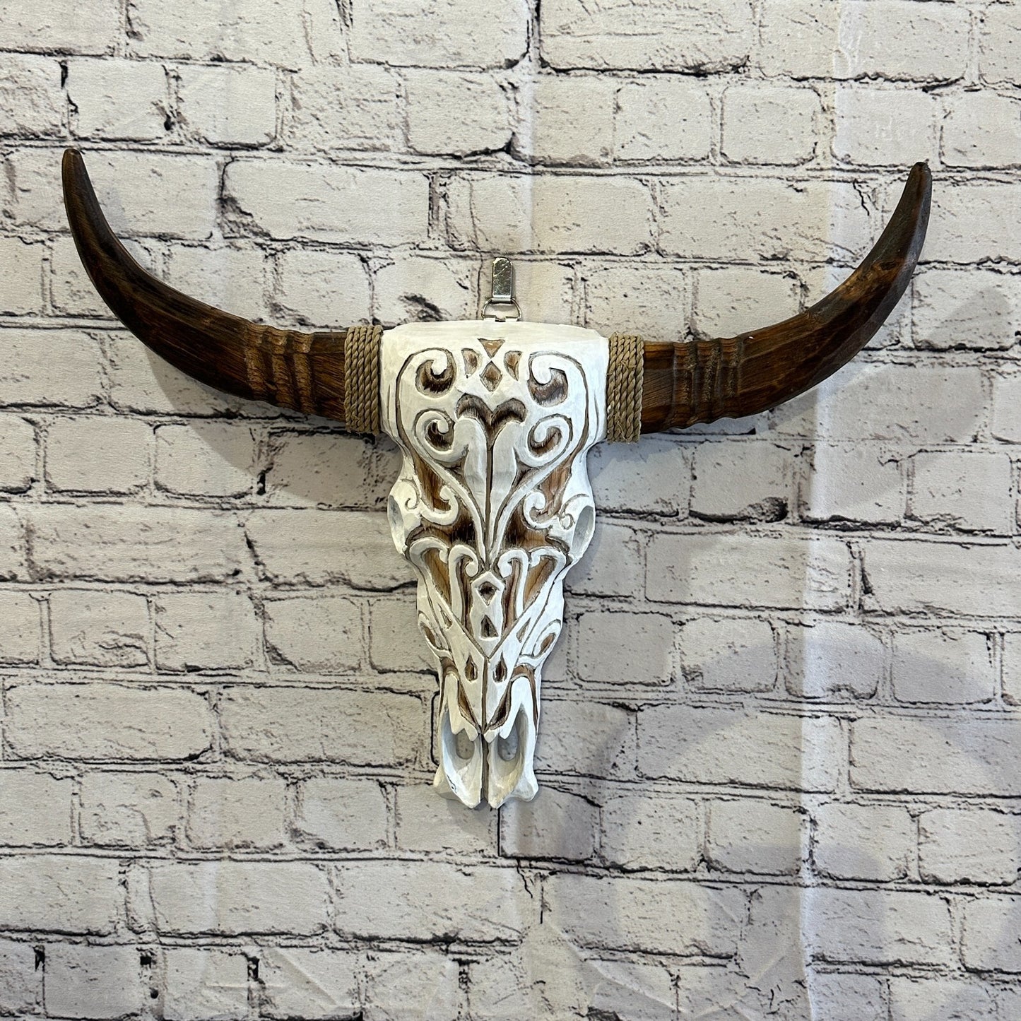 50cm x 40cm White Carved Wood Cow Bison Skull Head Wall Mounted Art Large Shabby