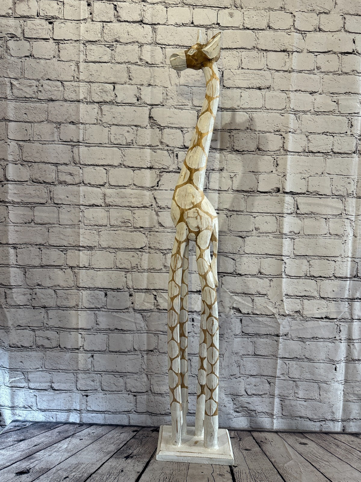 100cm White Dot Painted Wood Giraffe Tall Statue Wood Modern Hand Carved Painted