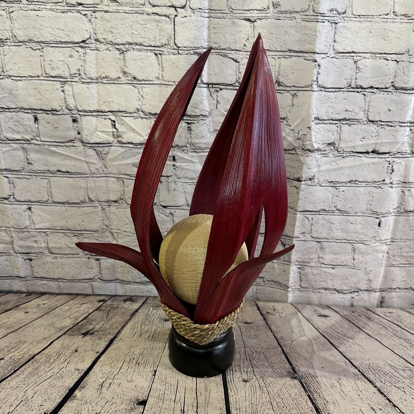 White Red Leaf Natural 50cm Tall Leaf Lamp Twist LED UK Mains Plug Design 11