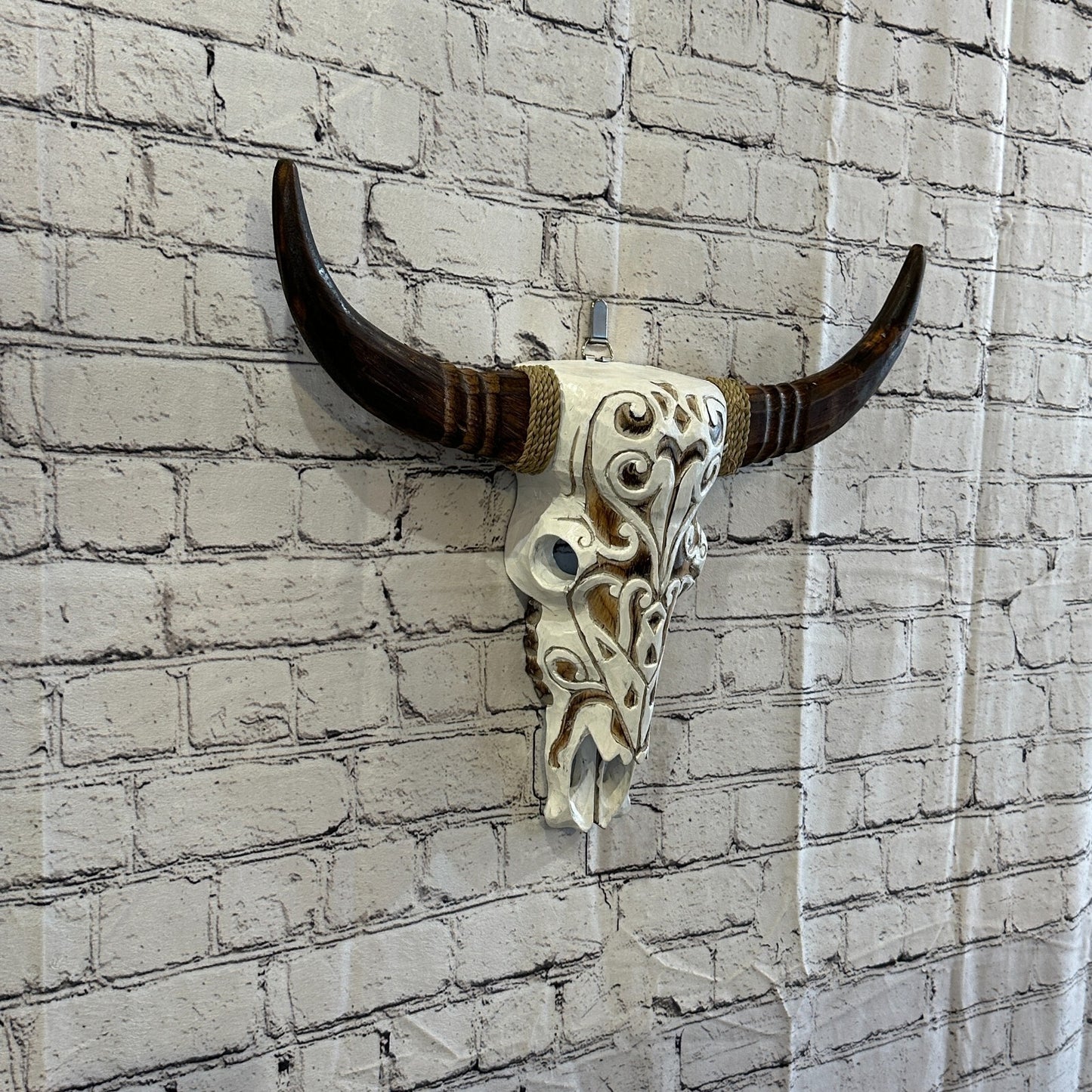 50cm x 40cm White Carved Wood Cow Bison Skull Head Wall Mounted Art Large Shabby
