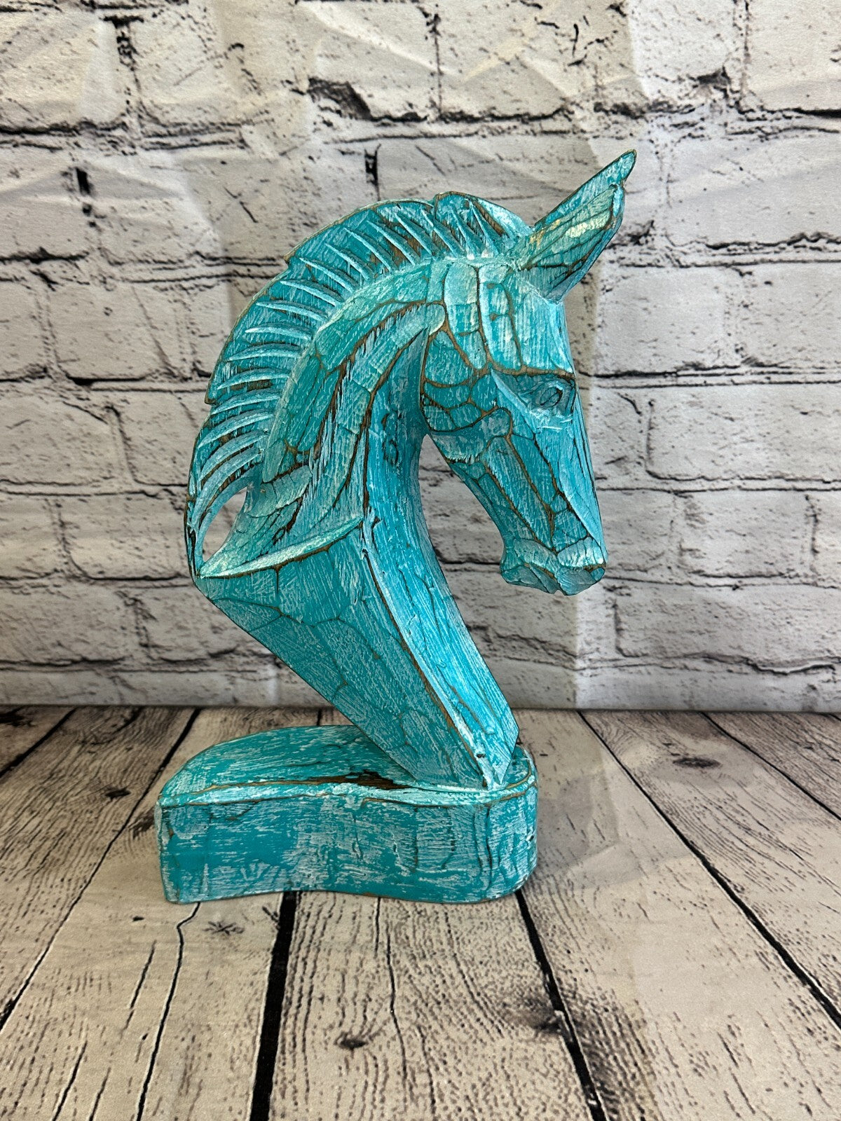 Green Wooden 30cm x 18cm Horse Head Bust Hand Carved Wood Sculpture