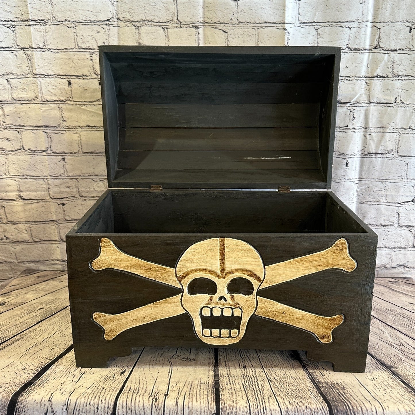 50cm x 35cm x 28cm Skull Bones Wood Box Wooden Chest Storage Craft Handles Lid