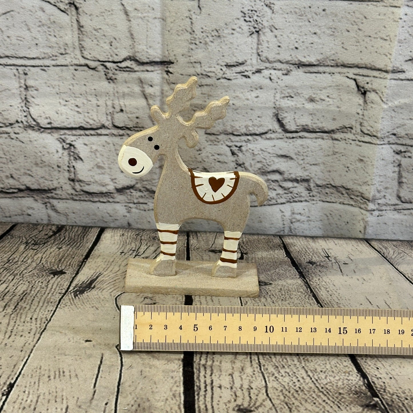 18cm x 10cm Grey Handcrafted Wood Reindeer Xmas Christmas Ornament Antlers