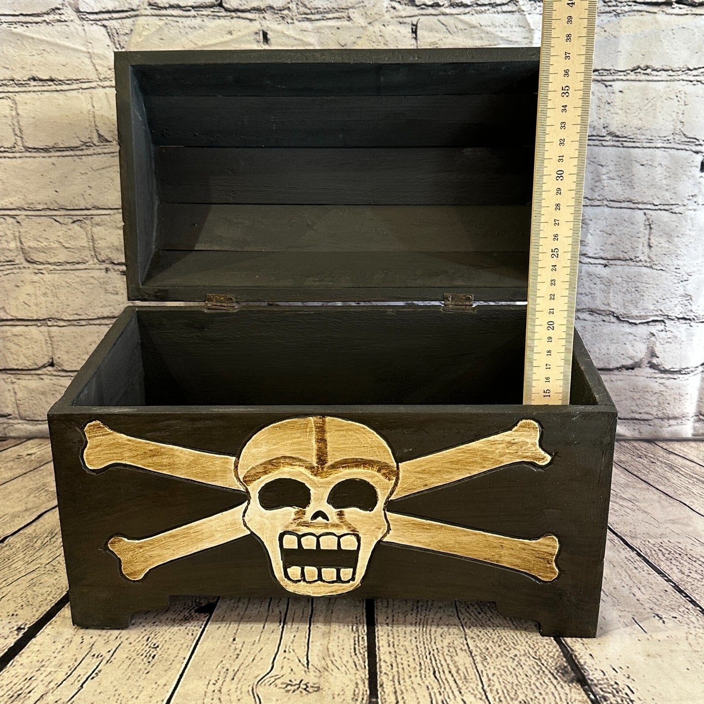 38cm x 30cm x 22cm Skull Bones Wood Box Wooden Chest Storage Craft Handles Lid