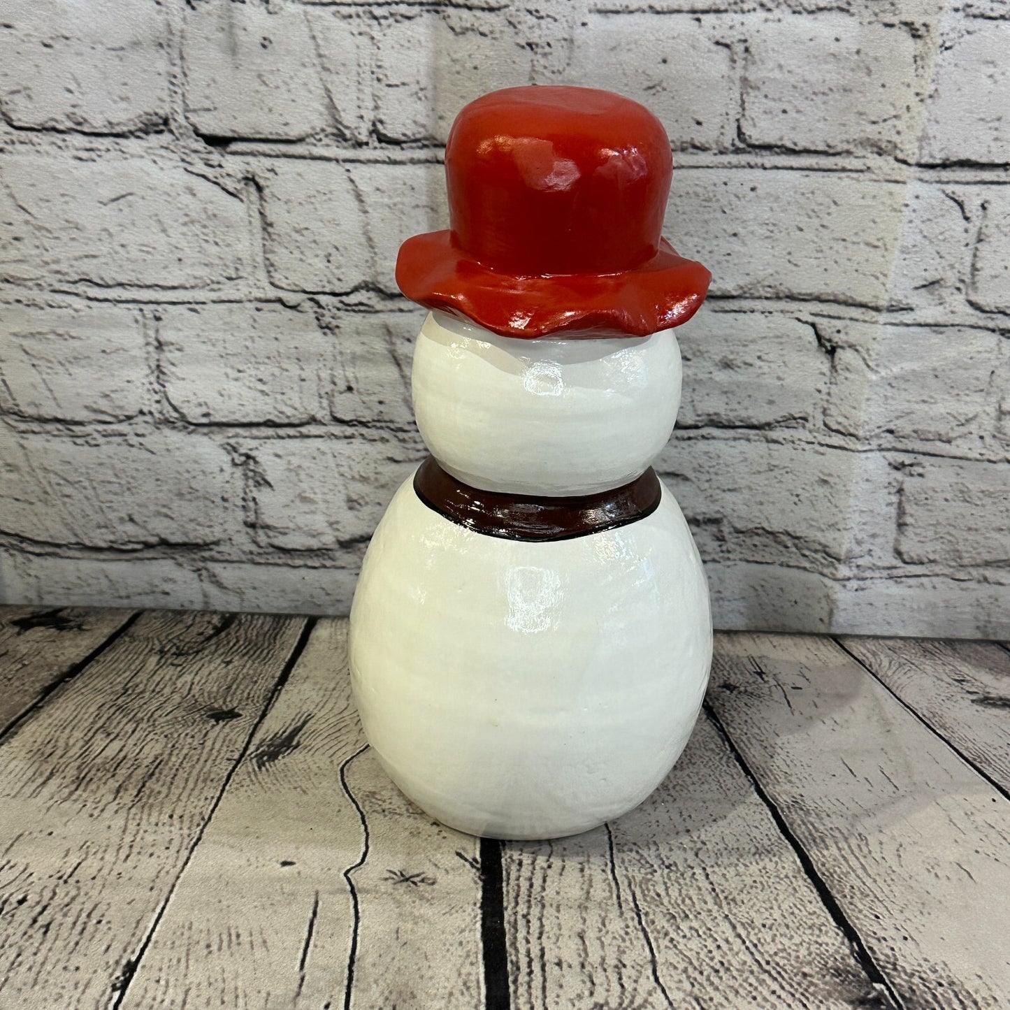 25cm x 12cm Red Top Hat Snowman Handcrafted Wood Xmas Christmas Ornament