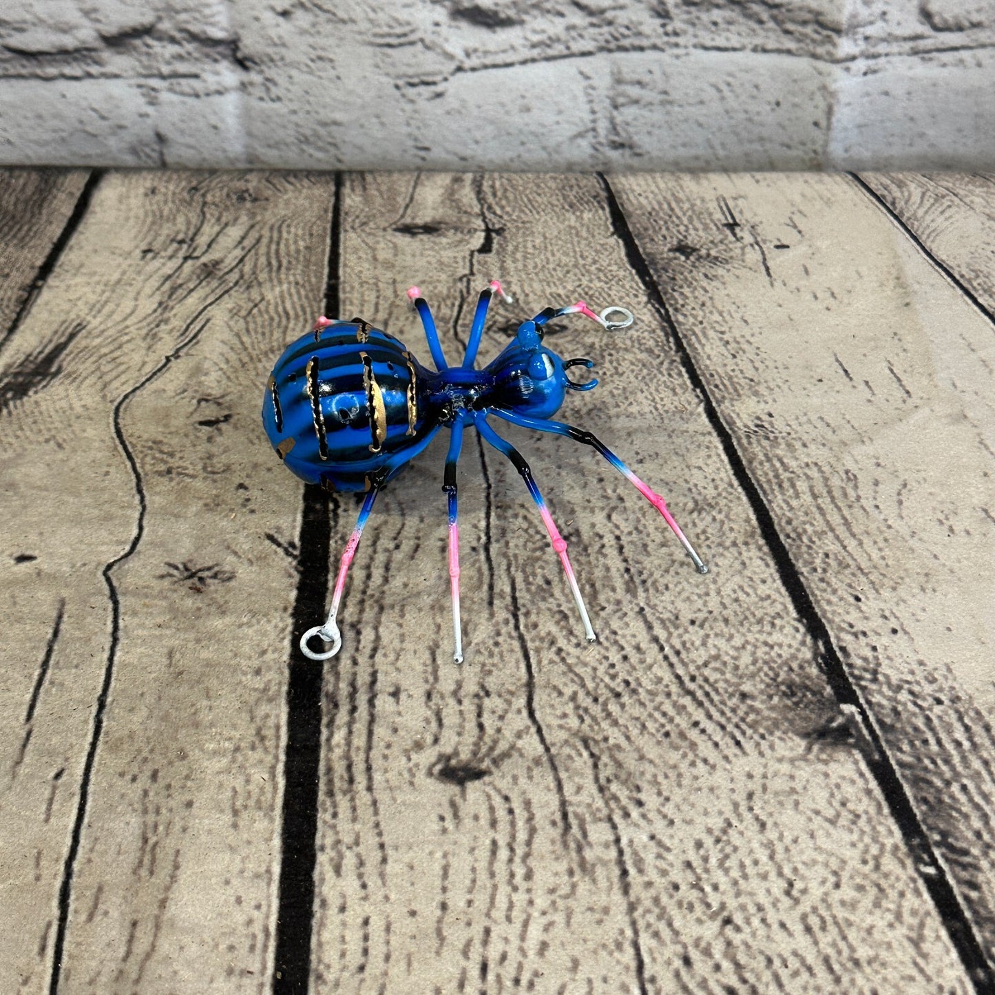 12cm x 8cm Blue Spider Bug Metal Tin Wall Hanging Ornament Painted Statue