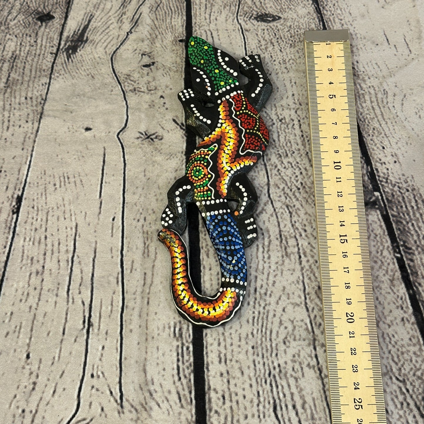 20cm Gecko Carved Wooden Dot Painted Ethnic Tribal Tiki Wall Handmade No 9