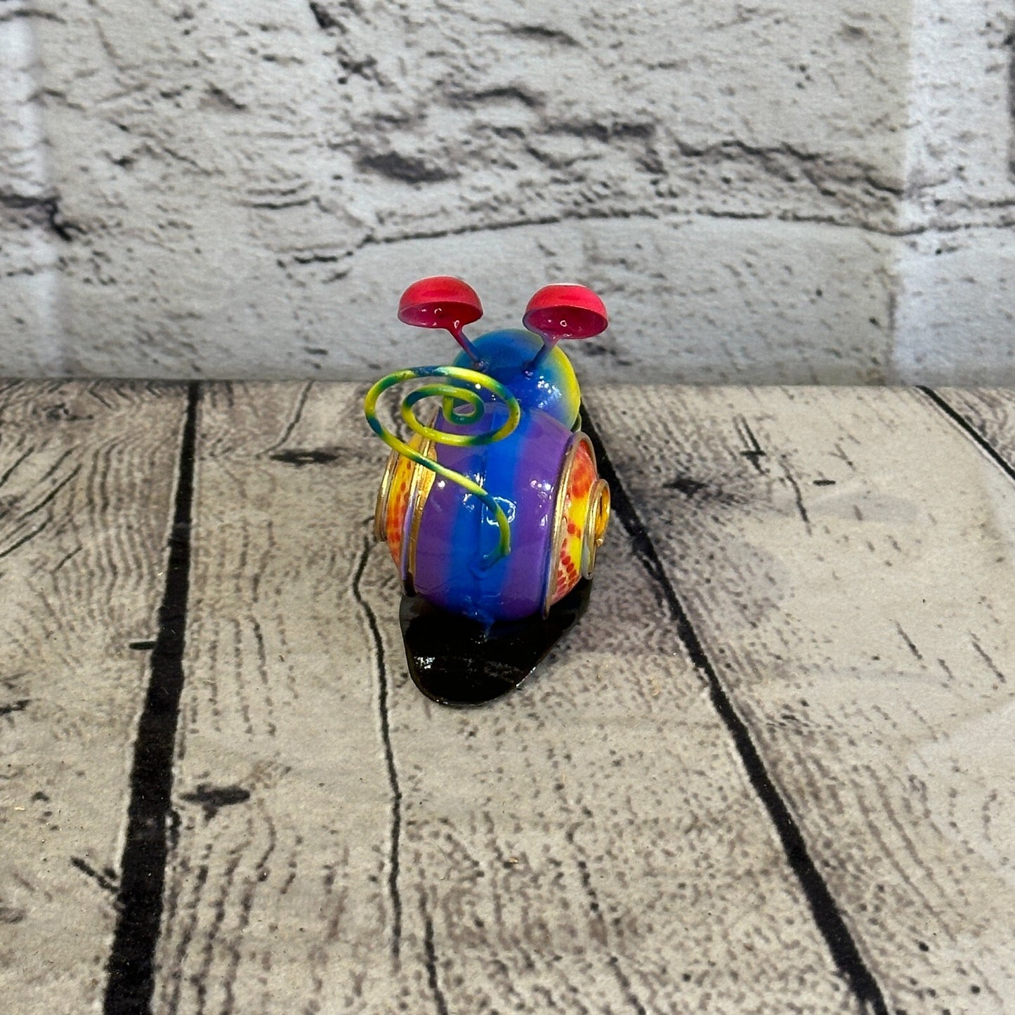 10cm x 7cm Blue Snail Bug Cartoon Postcard Holder Ornament Painted Statue