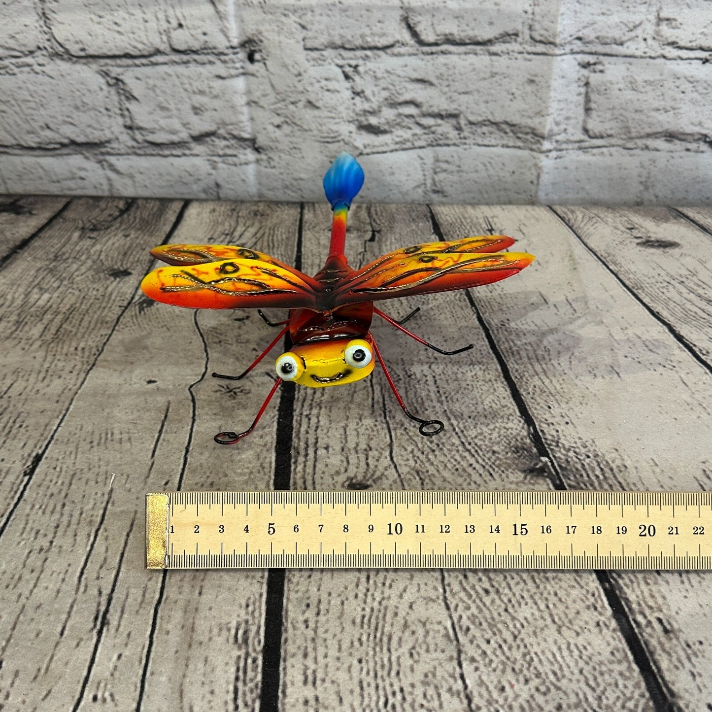 20cm x 15cm Yellow Dragonfly Bug Metal Tin Wall Hanging Ornament Painted Statue