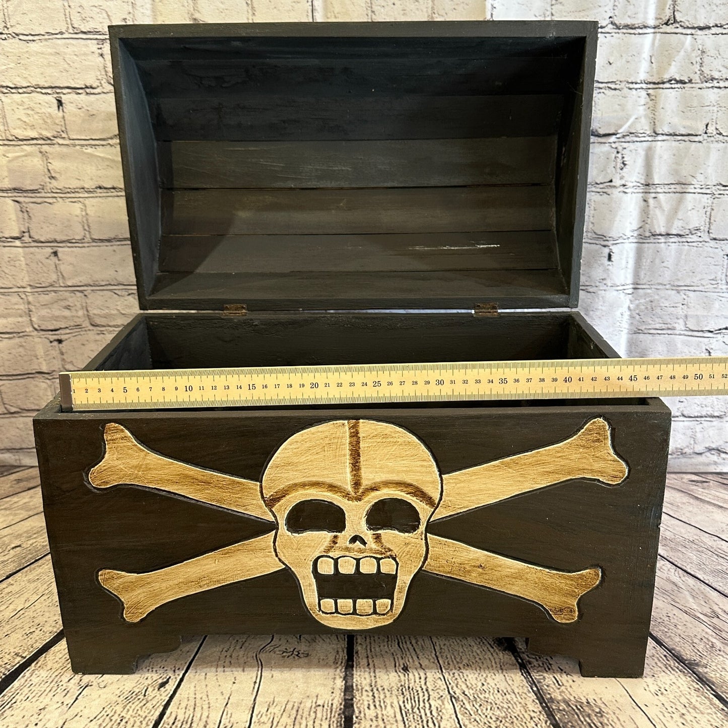 50cm x 35cm x 28cm Skull Bones Wood Box Wooden Chest Storage Craft Handles Lid