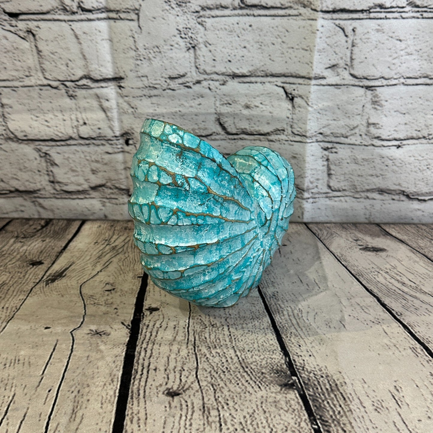 18cm Green Polish Nautilus Shell Ornament Decor Carved Light Wood Parcel Figure