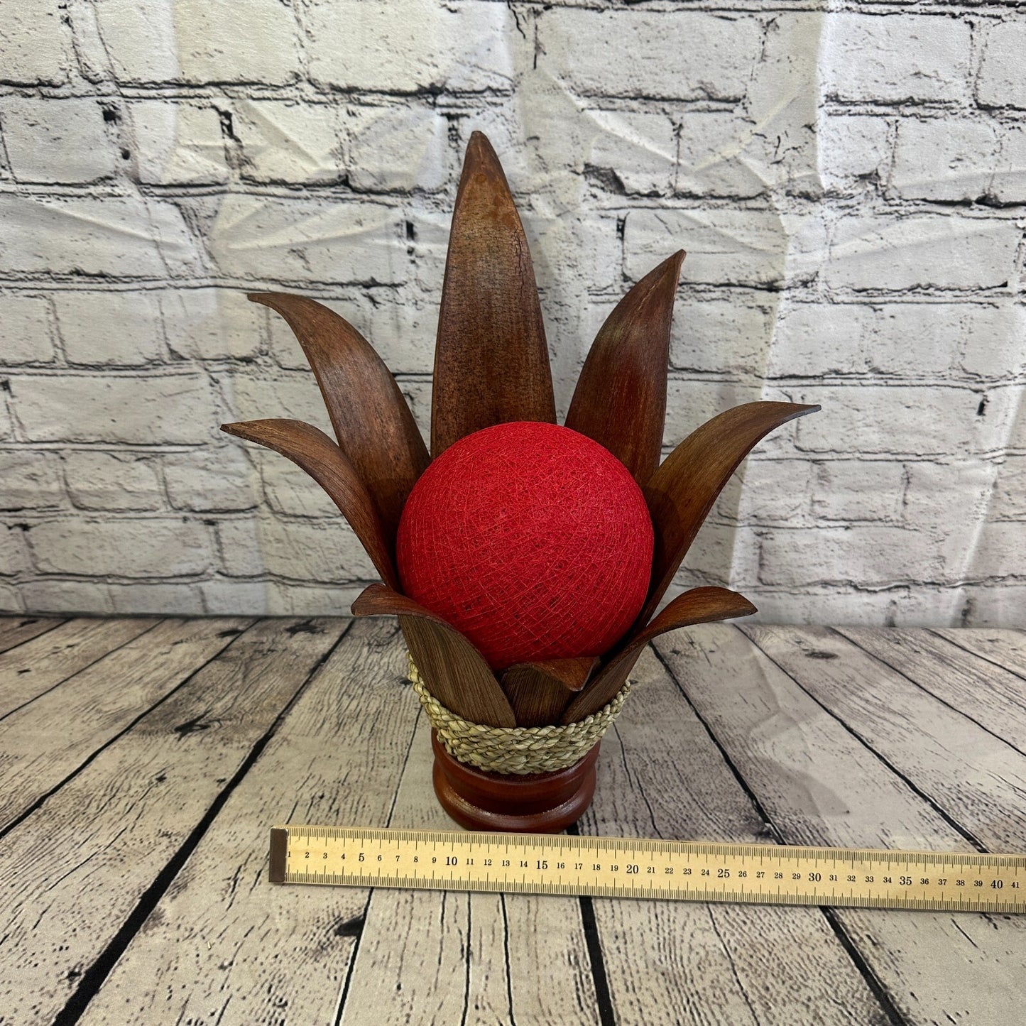 Red Light Brown Natural 40cm Tall Leaf Lamp Twist LED UK Mains Plug Design 5