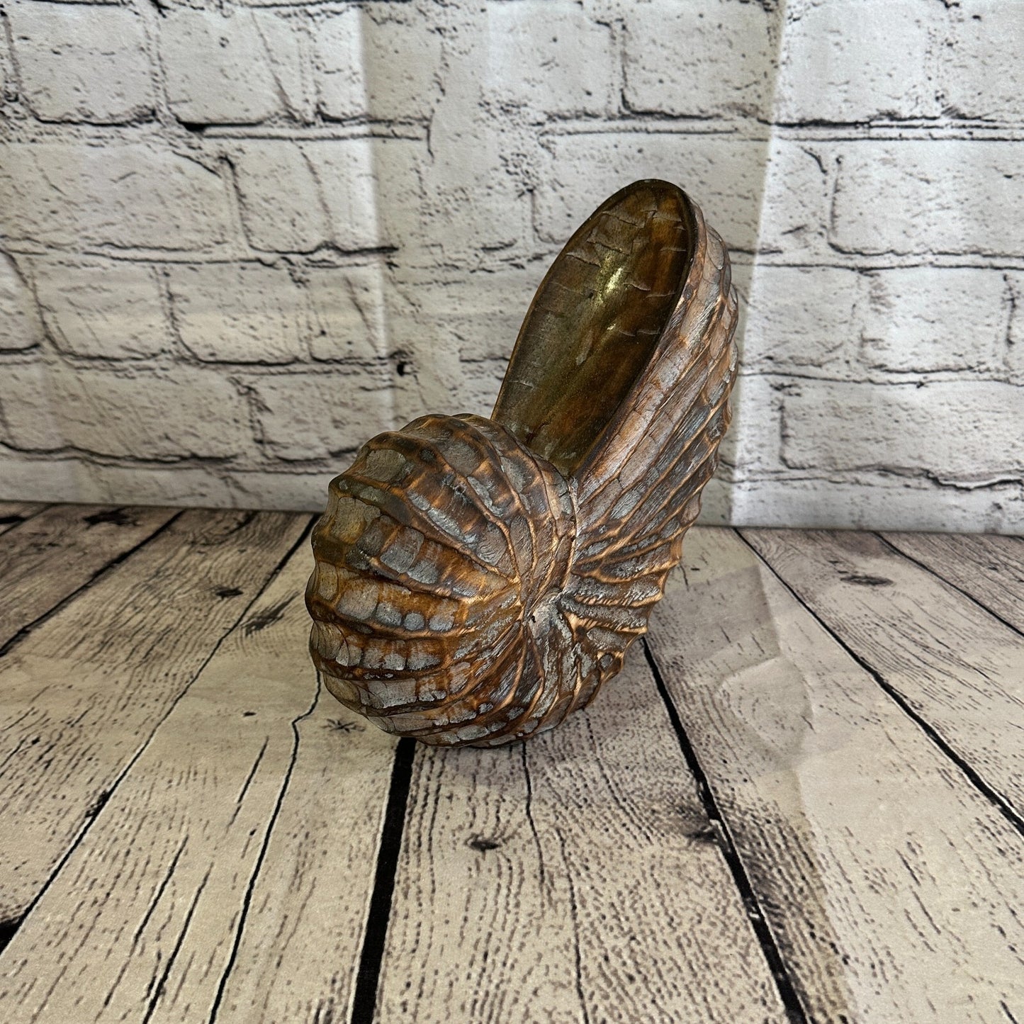 25cm Brown Polish Nautilus Shell Ornament Decor Carved Light Wood Parcel Figure