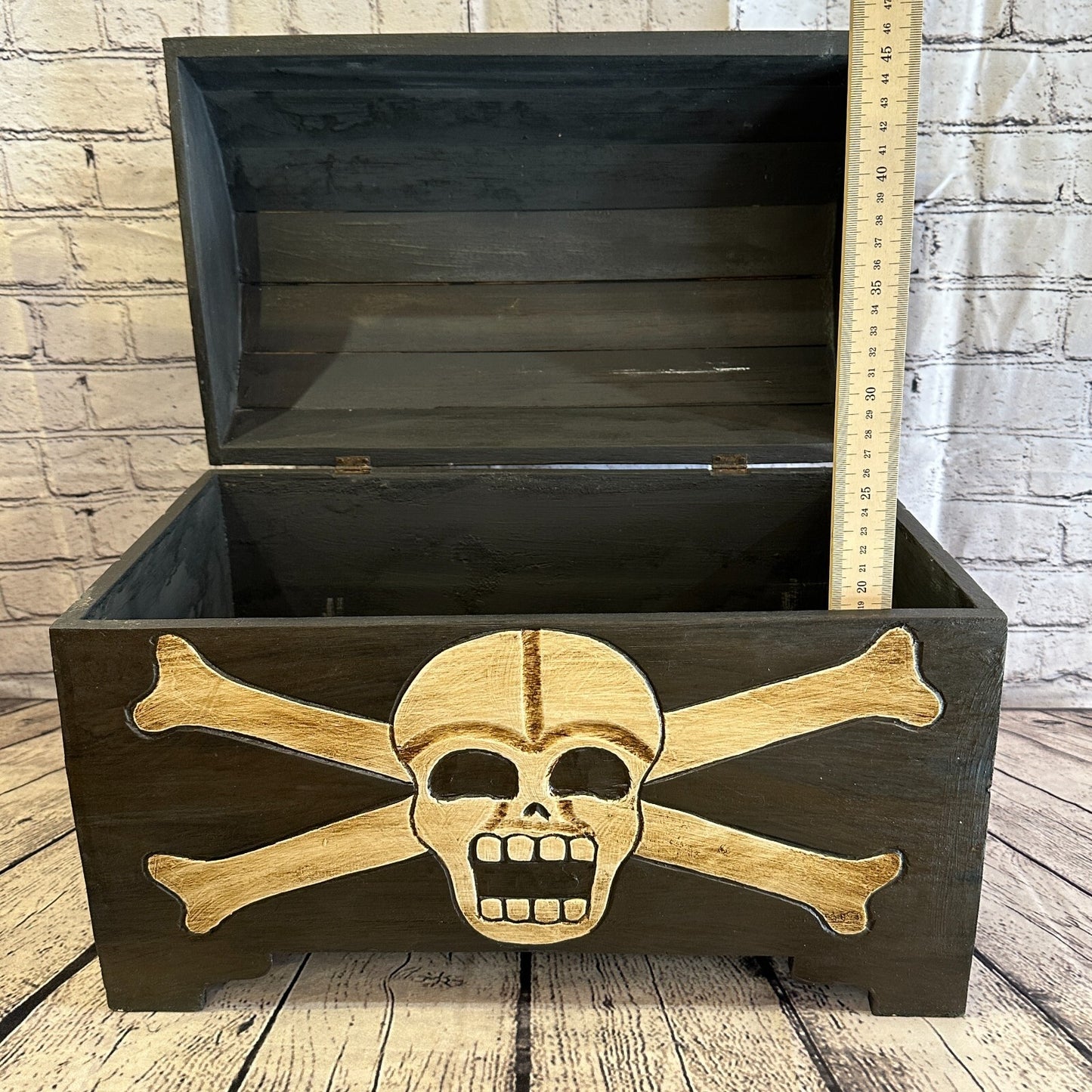 50cm x 35cm x 28cm Skull Bones Wood Box Wooden Chest Storage Craft Handles Lid