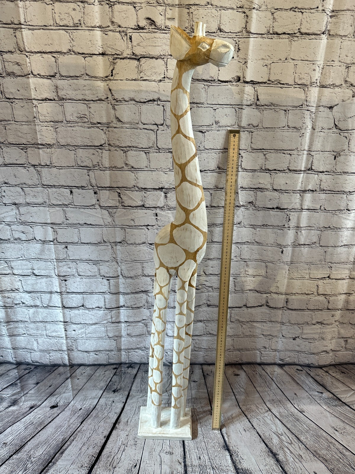 120cm White Dot Painted Wood Giraffe Tall Statue Wood Modern Hand Carved Painted