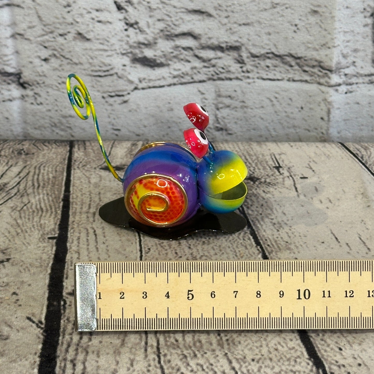 10cm x 7cm Blue Snail Bug Cartoon Postcard Holder Ornament Painted Statue