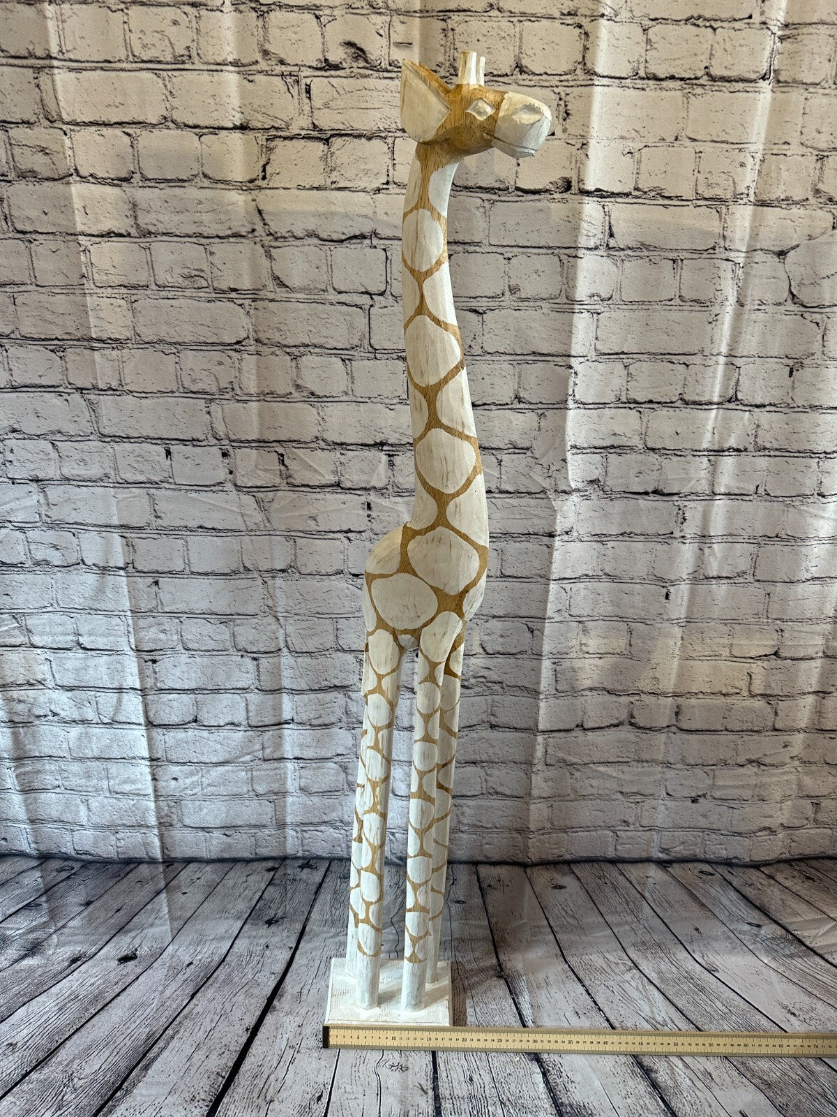 120cm White Dot Painted Wood Giraffe Tall Statue Wood Modern Hand Carved Painted