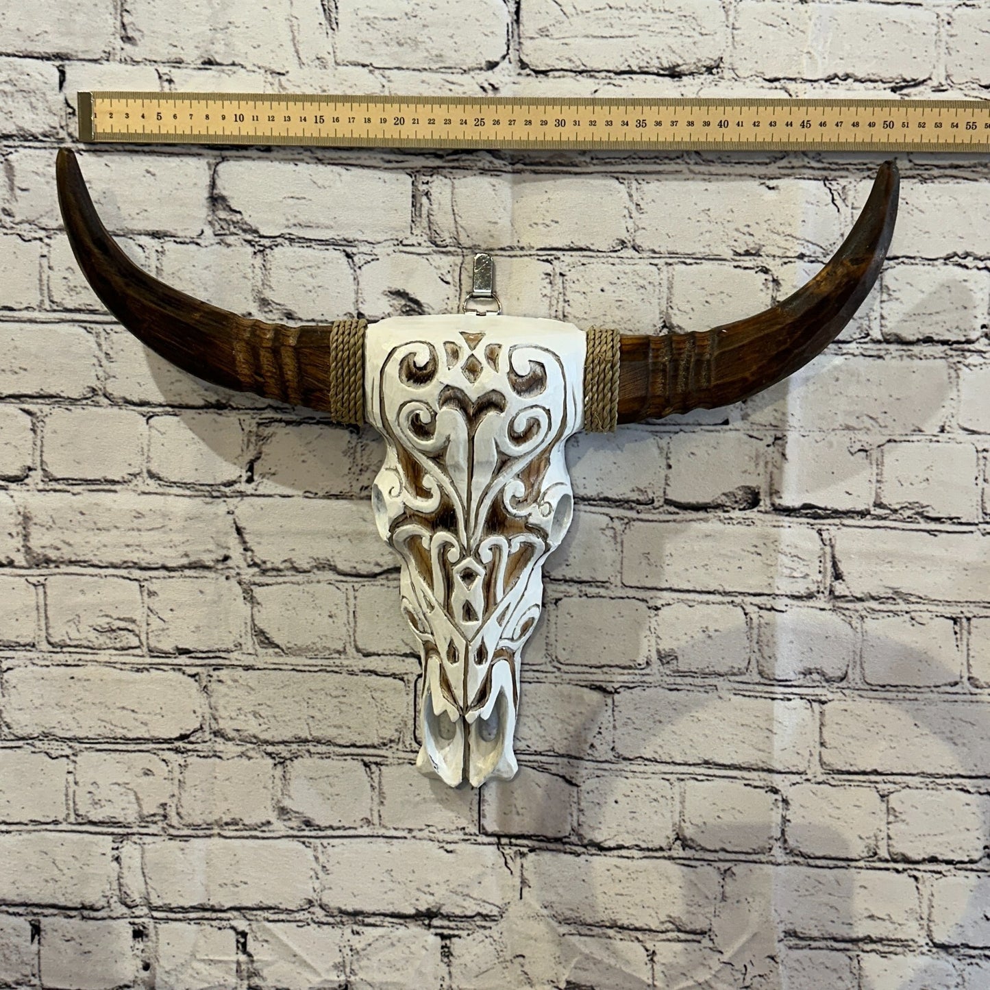 50cm x 40cm White Carved Wood Cow Bison Skull Head Wall Mounted Art Large Shabby