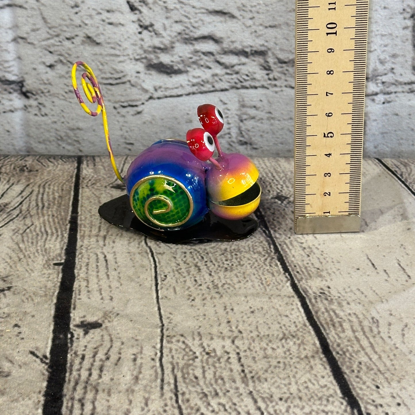 10cm x 7cm Purple Snail Bug Cartoon Postcard Holder Ornament Painted Statue