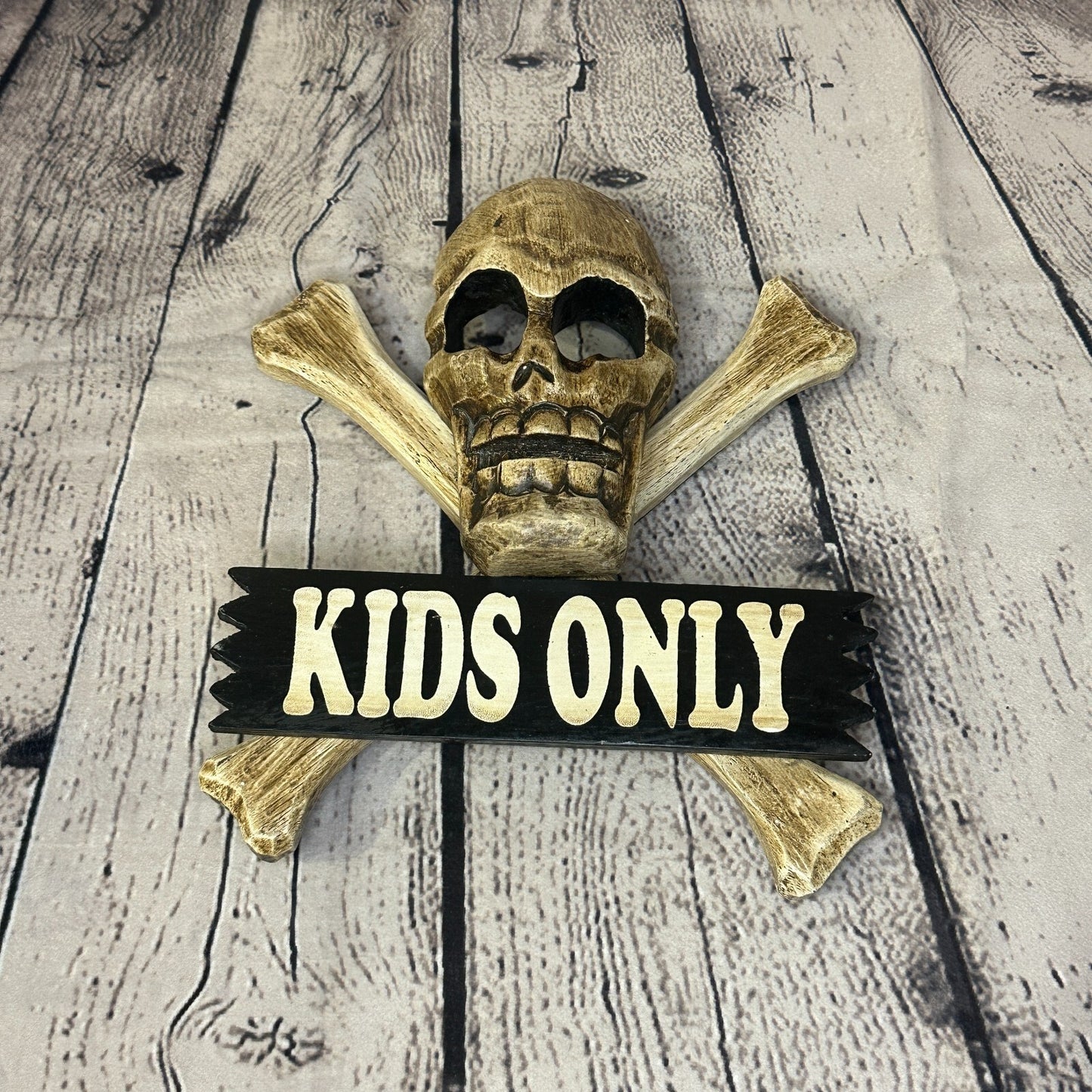 Skull & Crossbones Kids Only Pirate Sign Door Plaque 20cm x 20cm Handmade